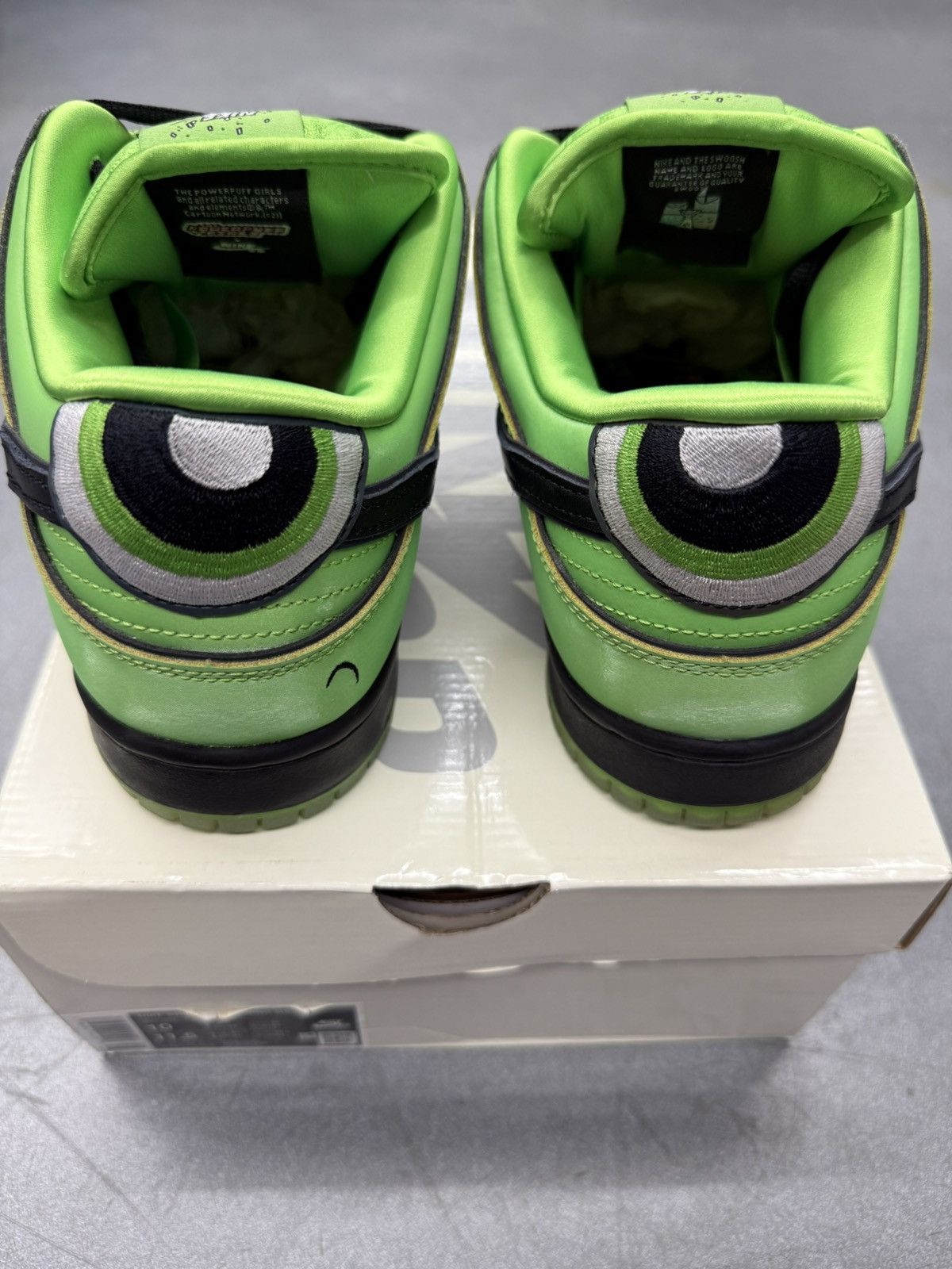 Nike 2023 Nike SB Dunk Low The Powerpuff Girls Buttercup Size US 10 / EU 43 - 6 Thumbnail