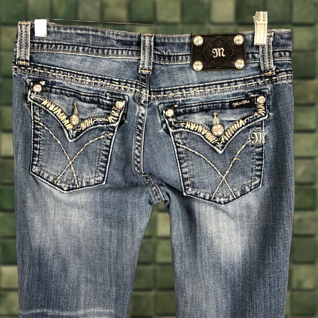 Miss Me Miss Me Jeans Womens 30x33 Embroidered Bling JW5180B8 Boot Cut Western Size 30" / US 8 / IT 44 - 1 Thumbnail