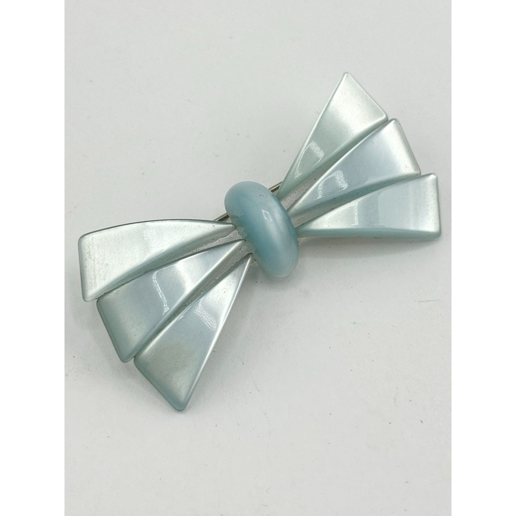 Vintage Vintage Blue Moonglow Lucite Bow Brooch Pin Size ONE SIZE - 4 Thumbnail