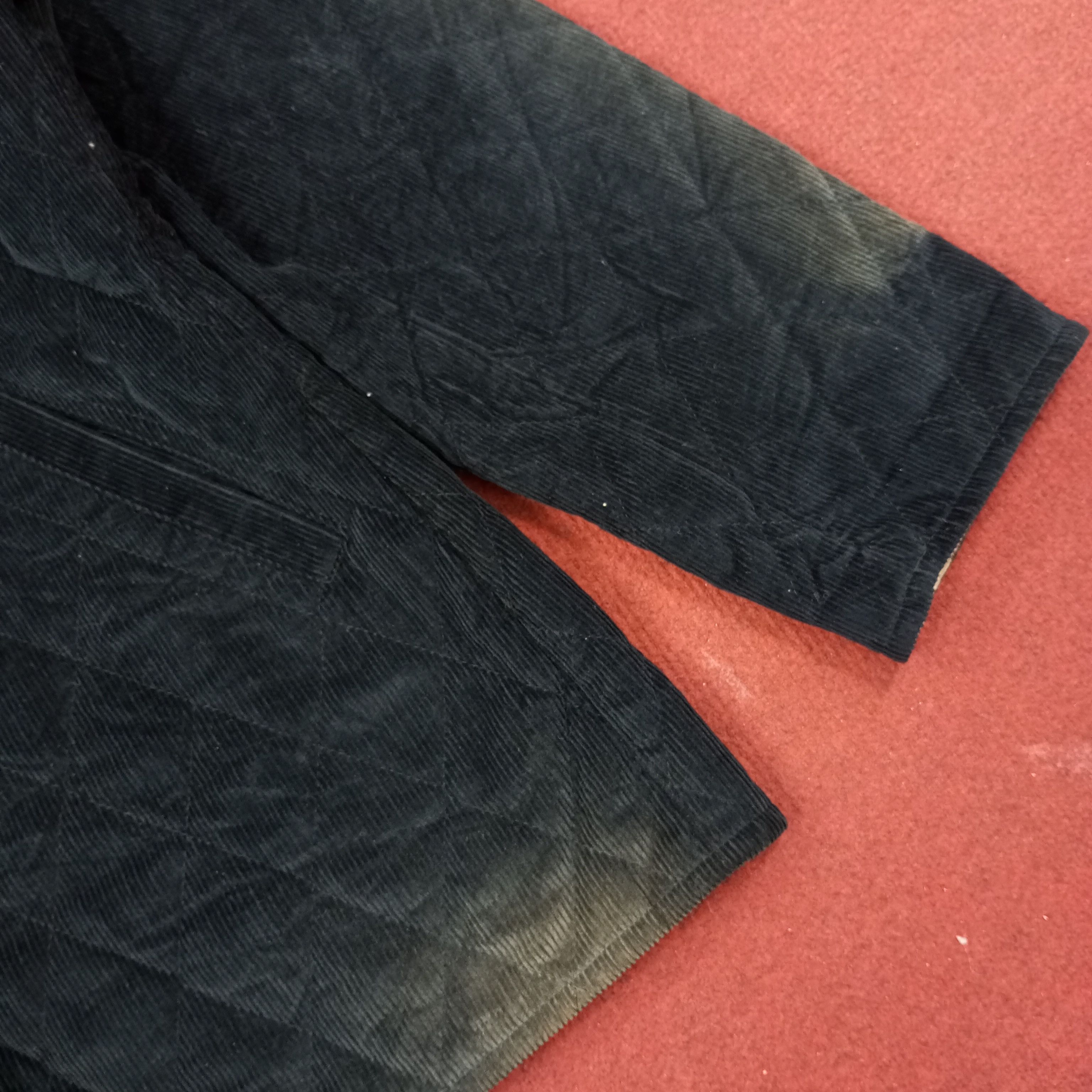 Burberry Burberry London Fashion Brand Custom Velvet Jacket c241n1 Size US S / EU 44-46 / 1 - 6 Thumbnail
