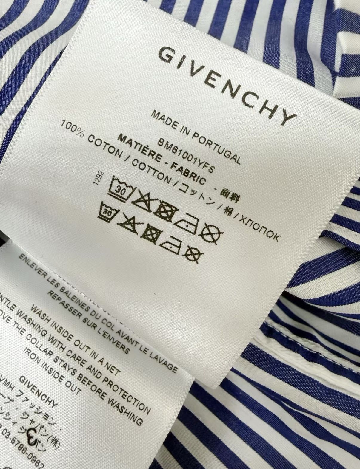 Givenchy Givenchy Embroidered Loose Long Sleeve Shirt J30 Size US XL / EU 56 / 4 - 7 Thumbnail