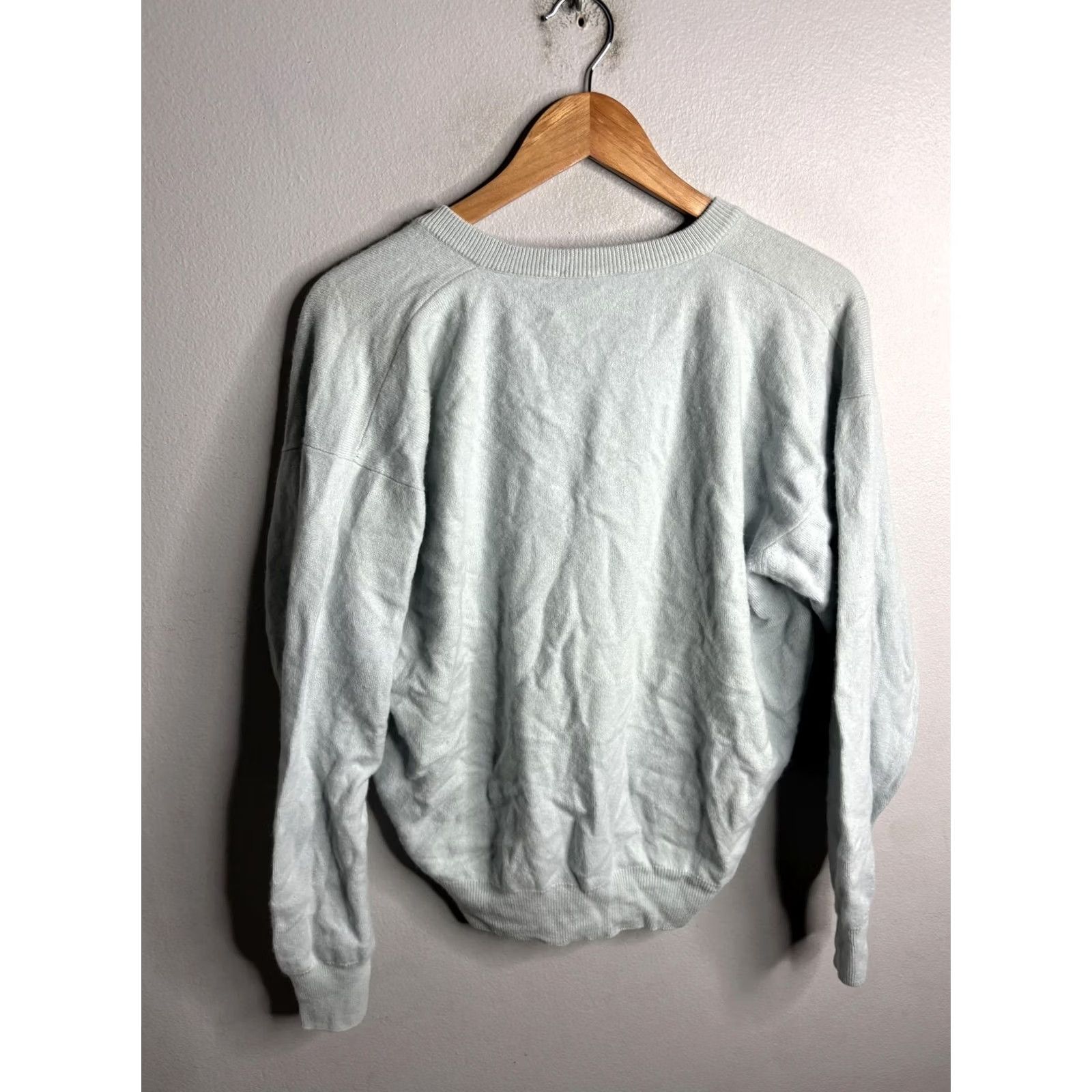 Vintage Jennifer Tyler Cashmeres Etc Sweater Womens Medium Blue V-Neck Pullover Cashmere Silk Knit Size M / US 6-8 / IT 42-44 - 5 Thumbnail