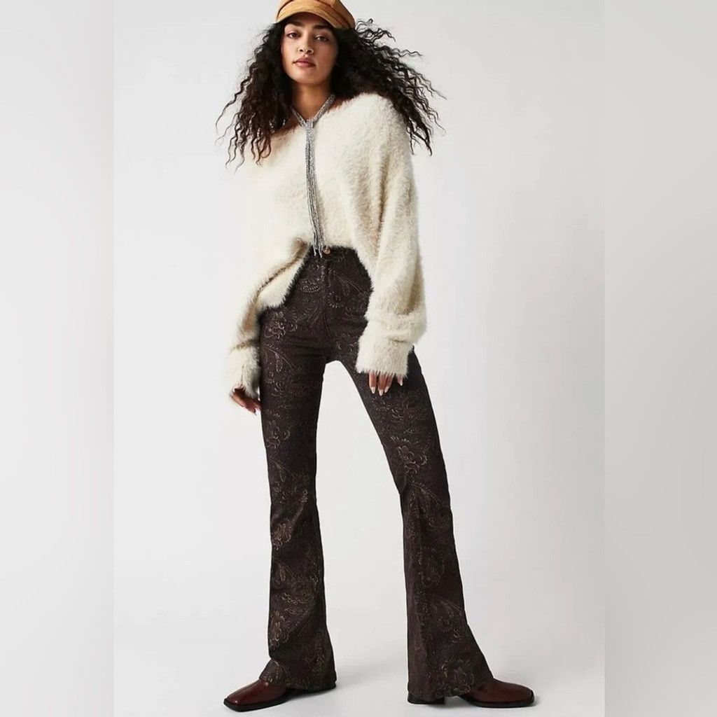Free People Free People Jayde Foil Printed Flare Jeans Size 25. B19 Size 25" / US 0 / IT 36 - 2 Thumbnail