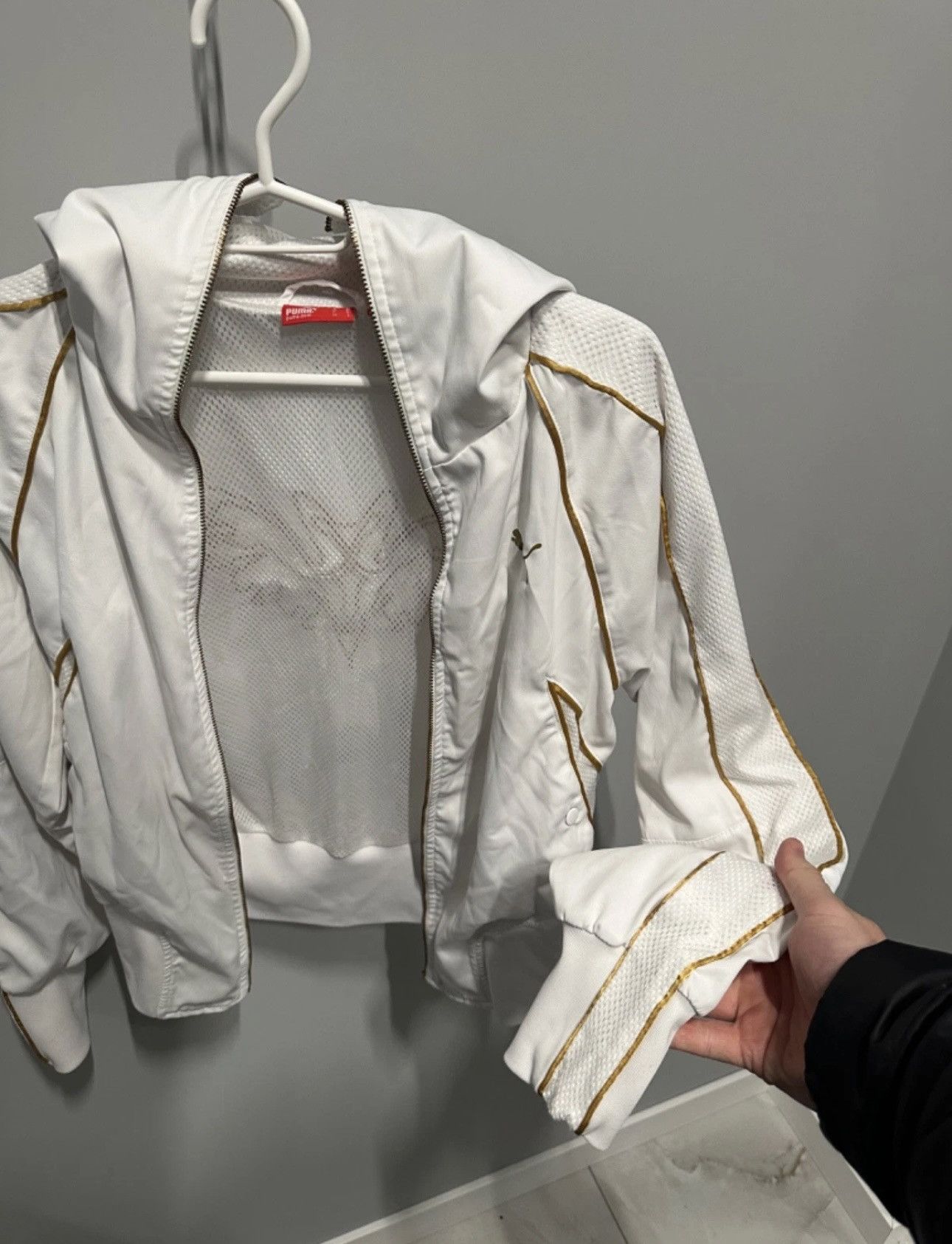 Puma JAPANESE STYLE! Puma Vintage Jacket Gold Logo Y2K 2000s Size XS / US 0-2 / IT 36-38 - 9 Thumbnail