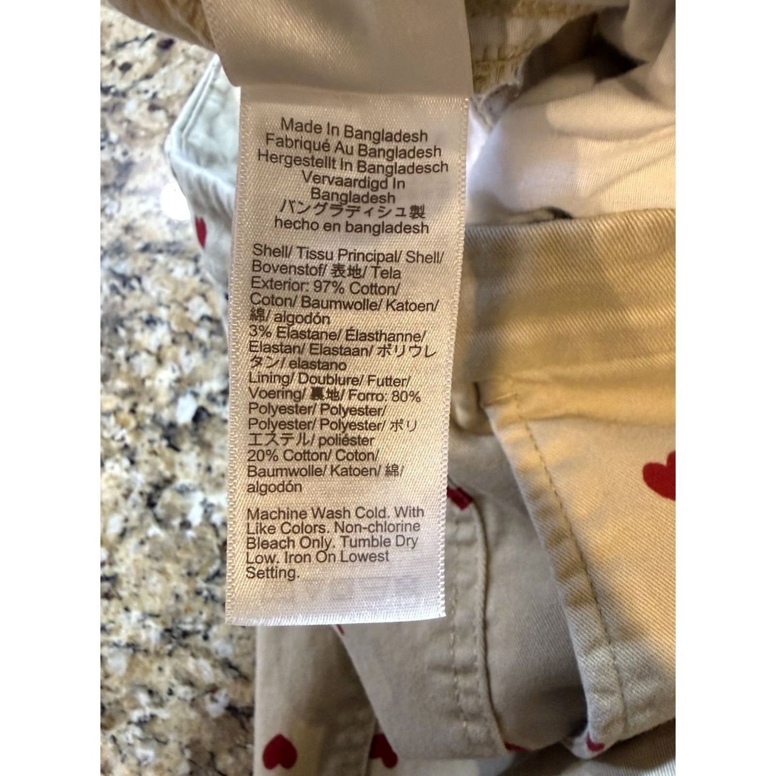 J.Crew VINTAGE? J.CREW Women’s High-Rise Girlfriend Chino Pants tan khaki w red hearts sz 4 Size 27" / US 4 / IT 40 - 4 Thumbnail