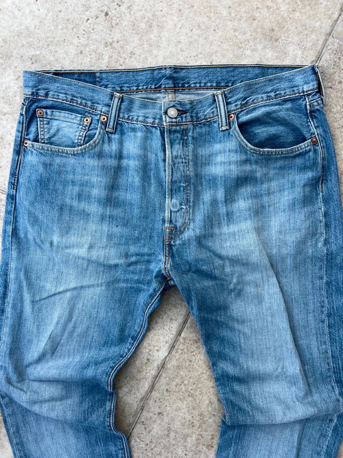Levi's Levi’s 501 Medium Blue Denim Size US 36 / EU 52 - 4 Thumbnail