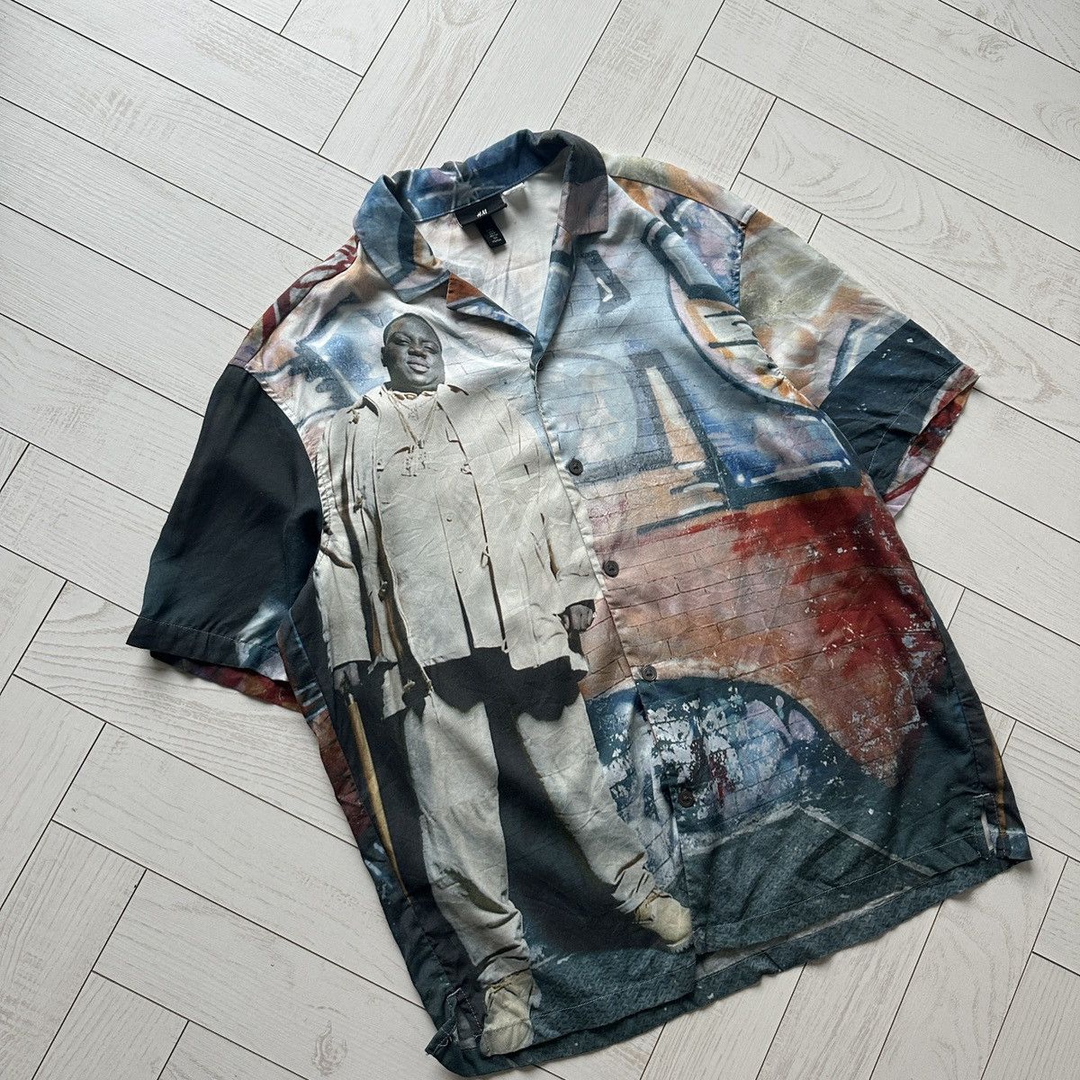 Rap Tees Notorious BIG x H&M AOP shirt relaxed fit rap Tupac og hype Size US S / EU 44-46 / 1 - 4 Thumbnail