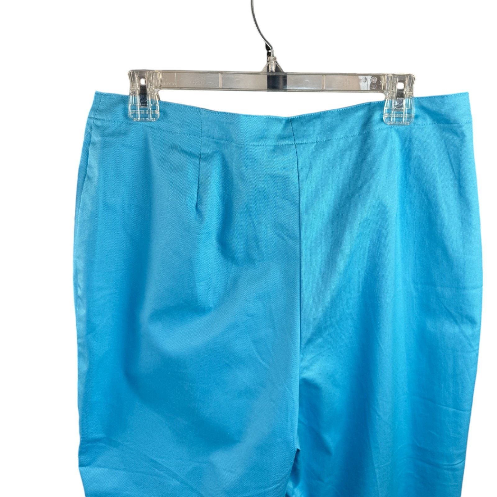 JH Collectibles JH Collectibles Stretch Pants Women’s 14 Blue Capris NWT Size 36" / US 14 / IT 50 - 3 Thumbnail