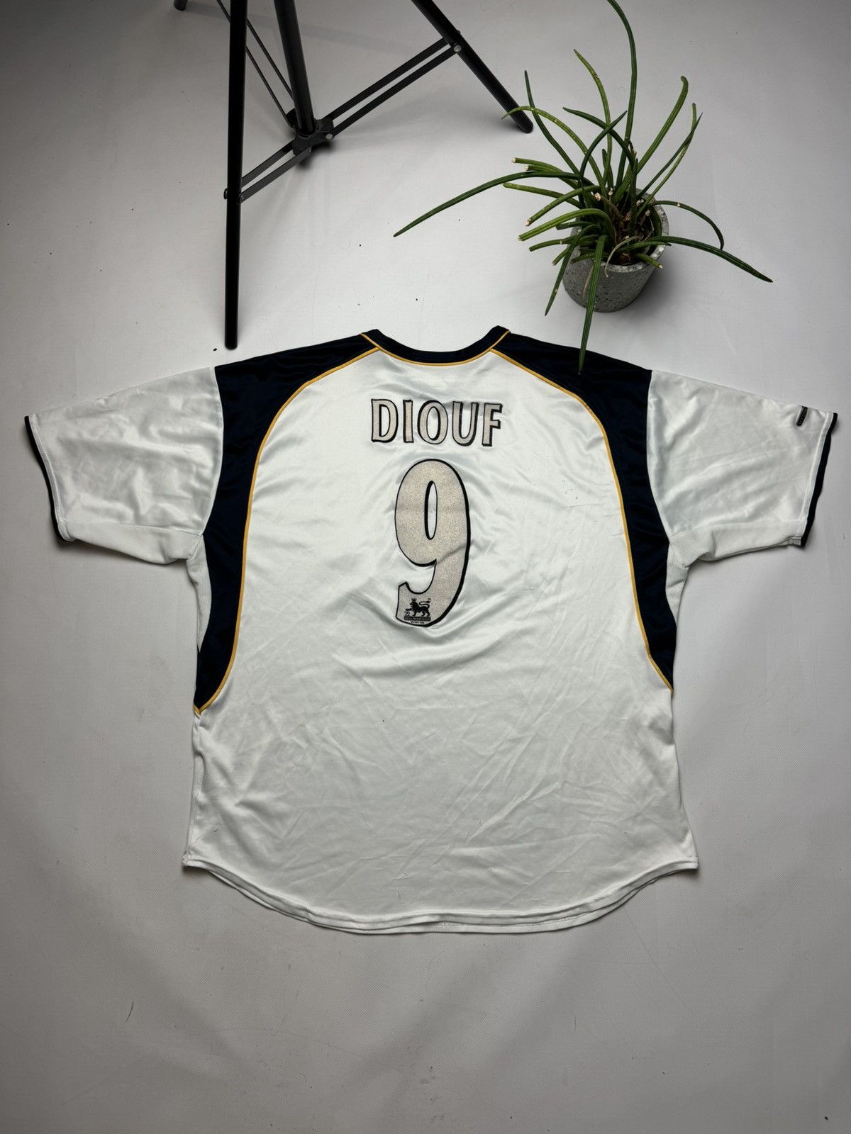 Reebok × Vintage Rare vintage Reebok Liverpool #9 Diuf soccer jersey y2k Size US L / EU 52-54 / 3 - 1 Thumbnail