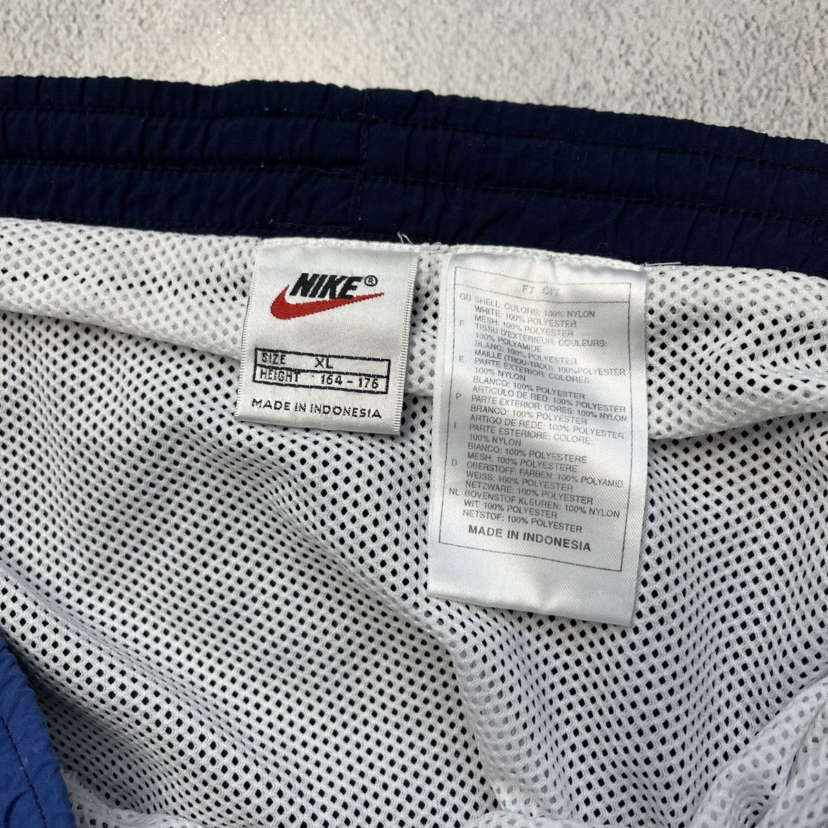 Nike × Vintage 90’s Vintage Nike Sportswear y2k short Size US 37 - 6 Thumbnail