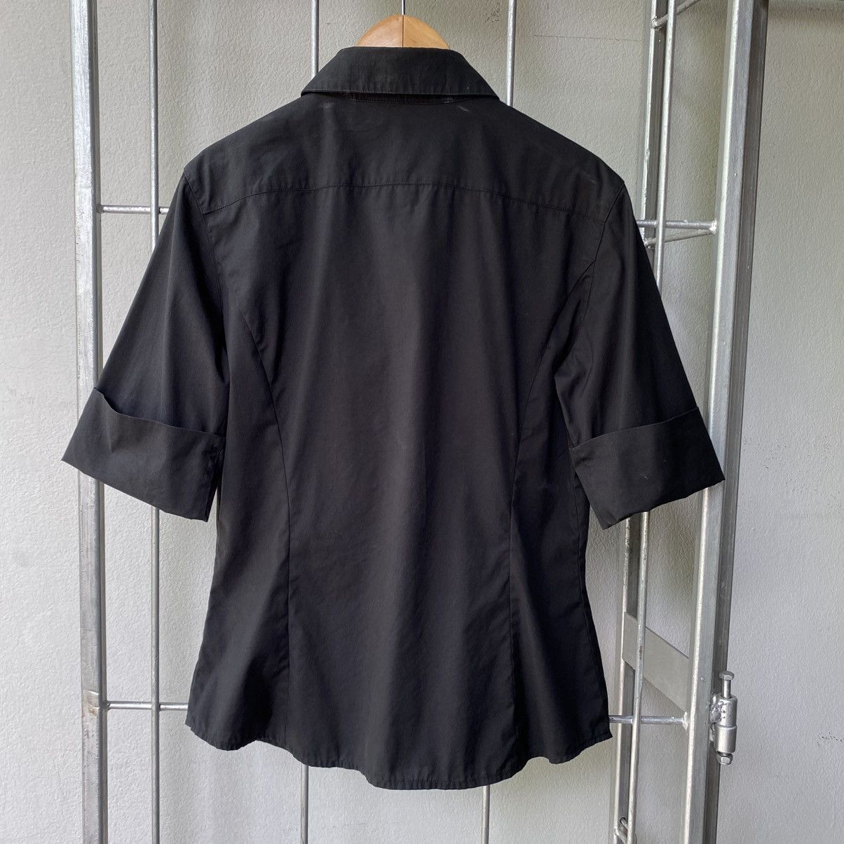 Max Mara Max Mara Black Fitted Cotton Ruffle Collar Shirt Size M / US 6-8 / IT 42-44 - 4 Thumbnail