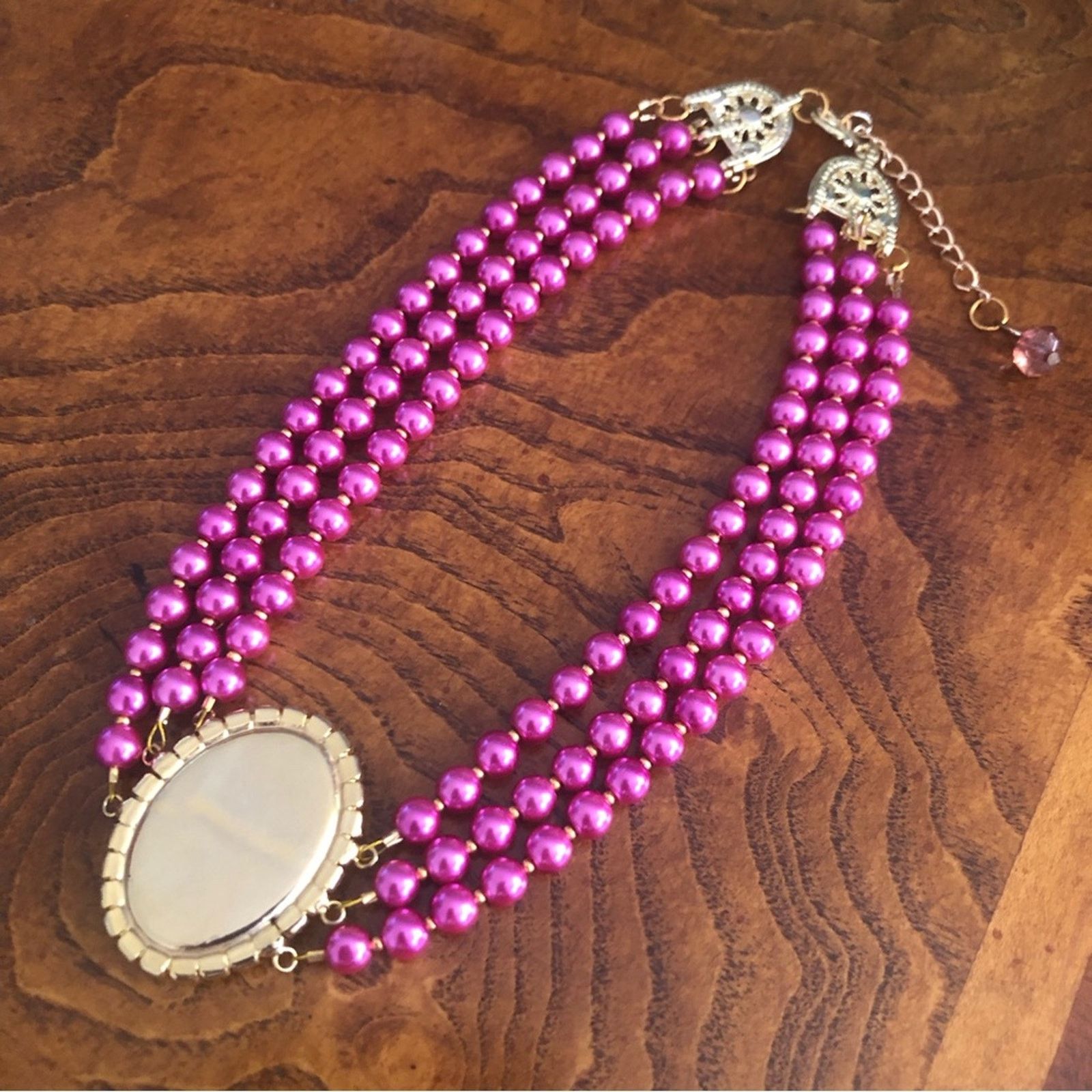 Handmade Handcrafted repurpose triple strand fuchsia Pearl necklace Size ONE SIZE - 11 Thumbnail