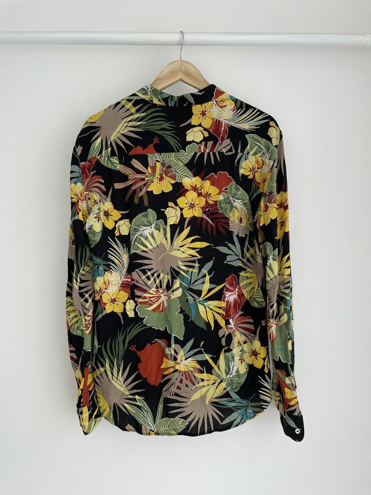 Japanese Brand × Takeshy Kurosawa Rare Takeshy Kurosawa Flower Print Shirt Size US XL / EU 56 / 4 - 4 Thumbnail