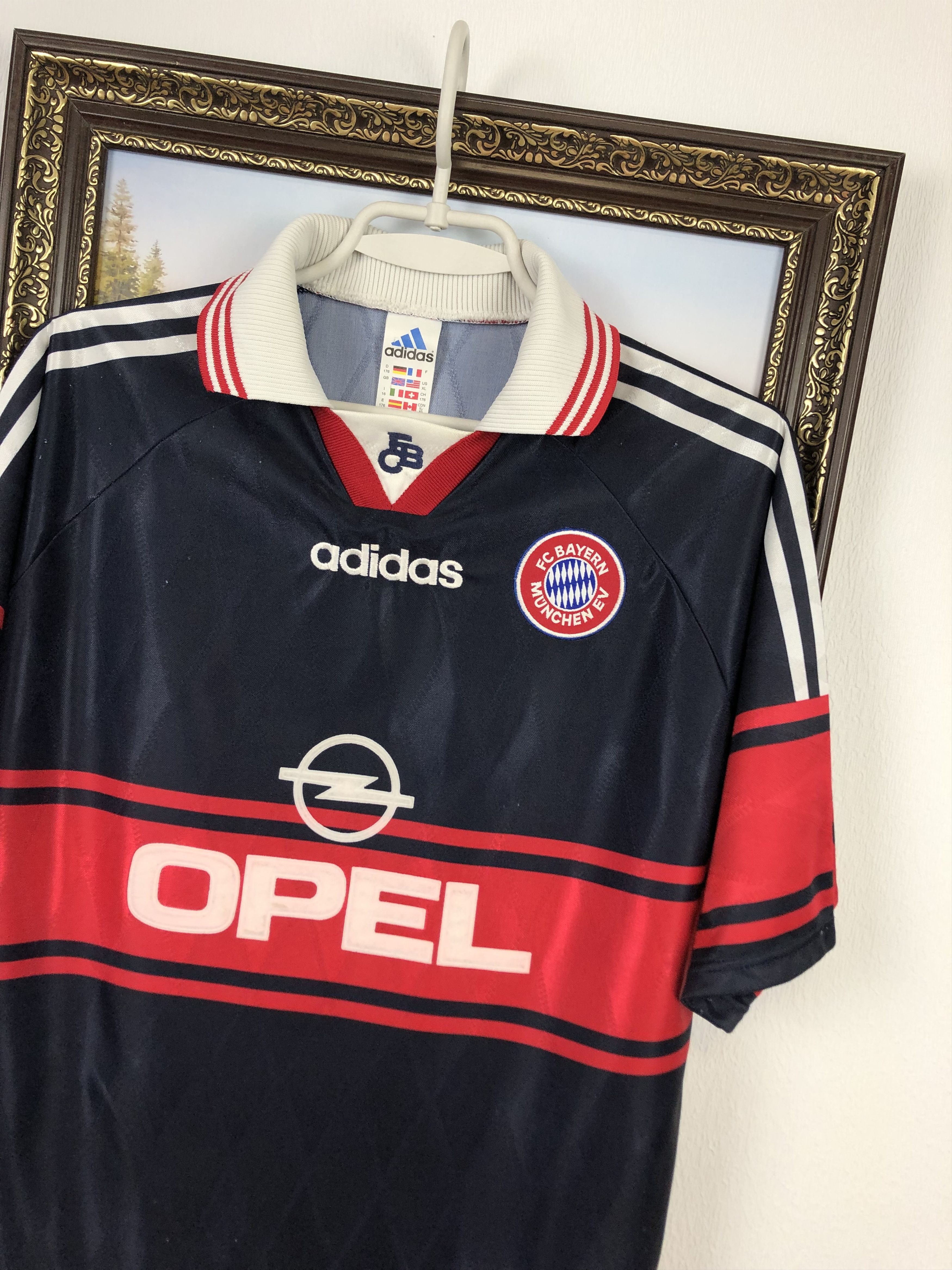 Adidas Bayern Munich football shirt 1997 #9 Elber Adidas Jersey Size US S / EU 44-46 / 1 - 6 Thumbnail