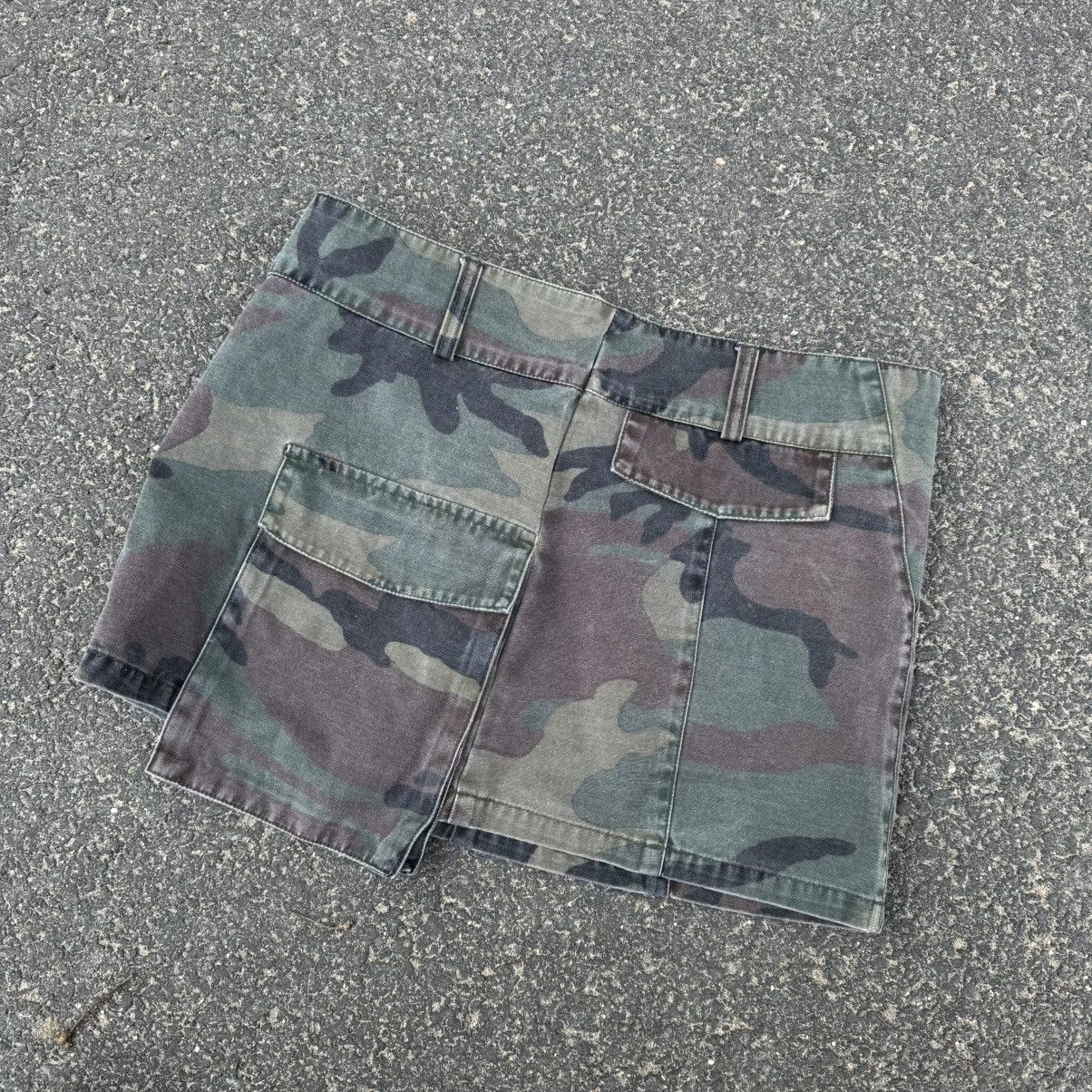 Billabong Billabong Belt Skirt y2k camo mini fisbone affliction jnco Size 26" / US 2 / IT 38 - 3 Thumbnail