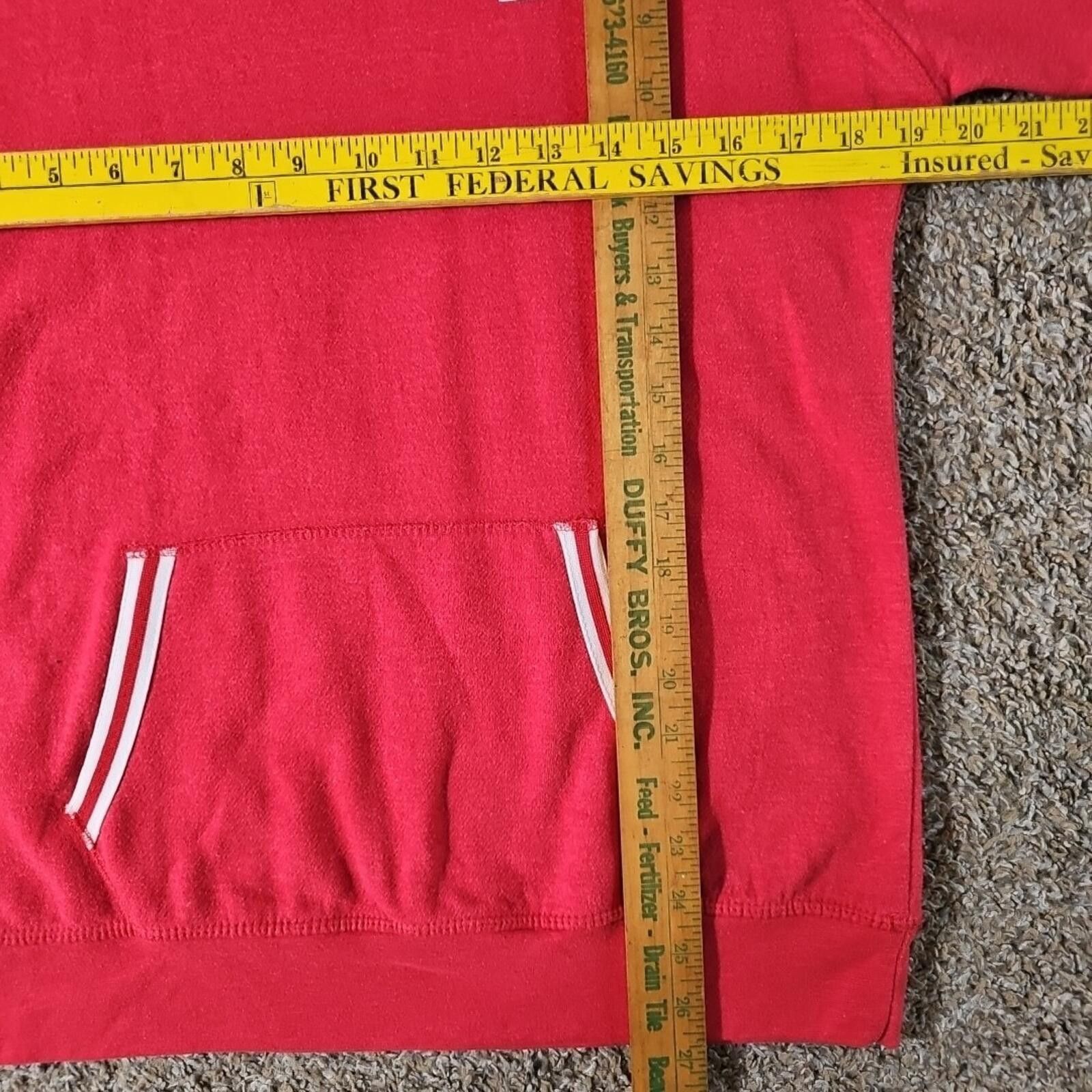 J. America Wisconsin Badgers Showdown S Cowl Sweatshirt Size ONE SIZE - 4 Thumbnail