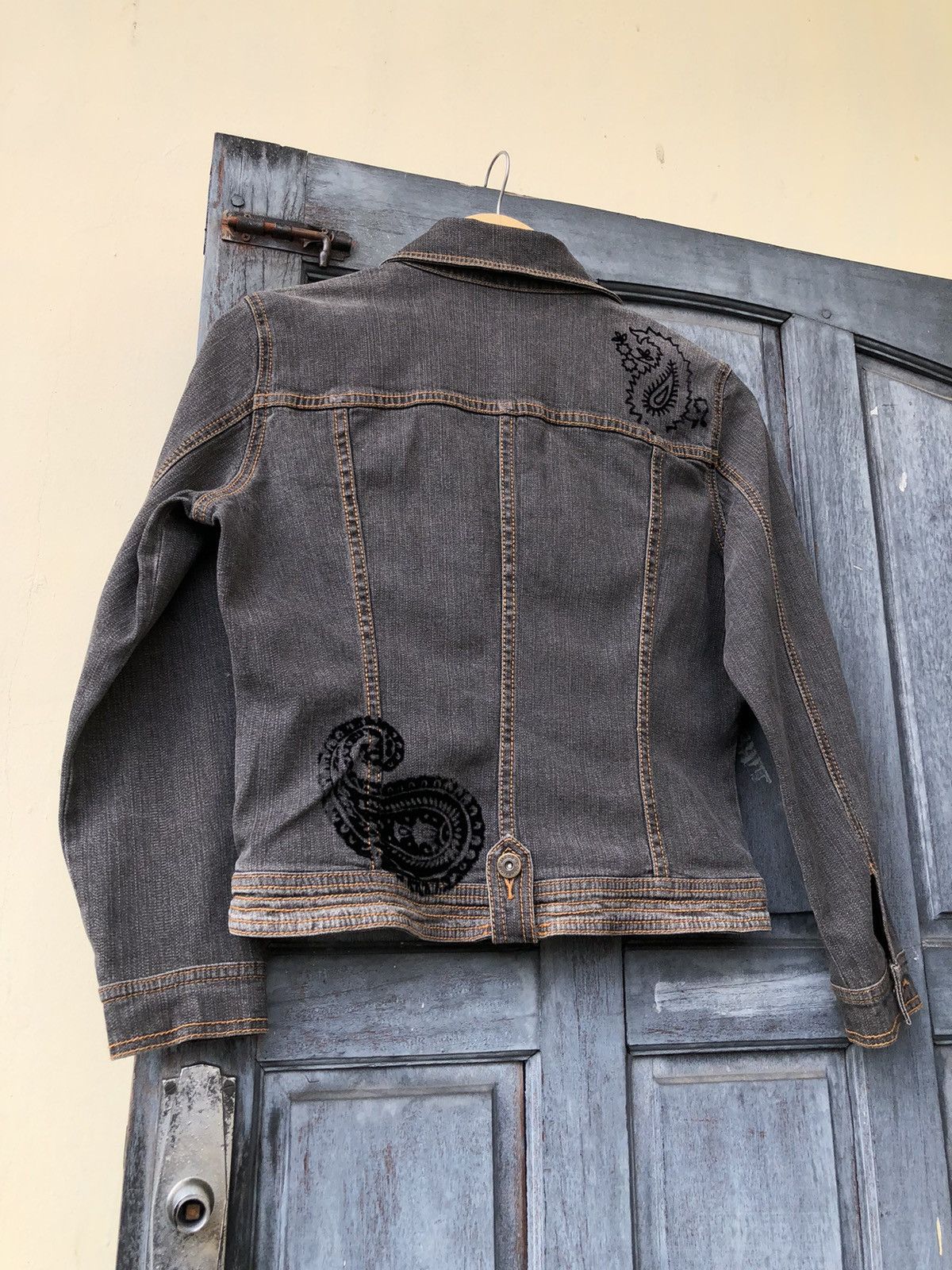 Vintage Eterno Belleza Paisley Black Denim Jacket Vintage Style Size M / US 6-8 / IT 42-44 - 13 Thumbnail