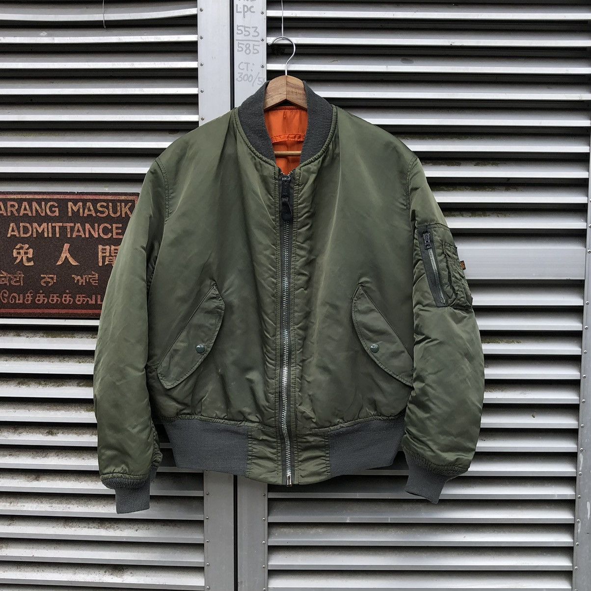 VTG Alpha Industries Flyer's Intermediate Ma-1 Bomber Jacket