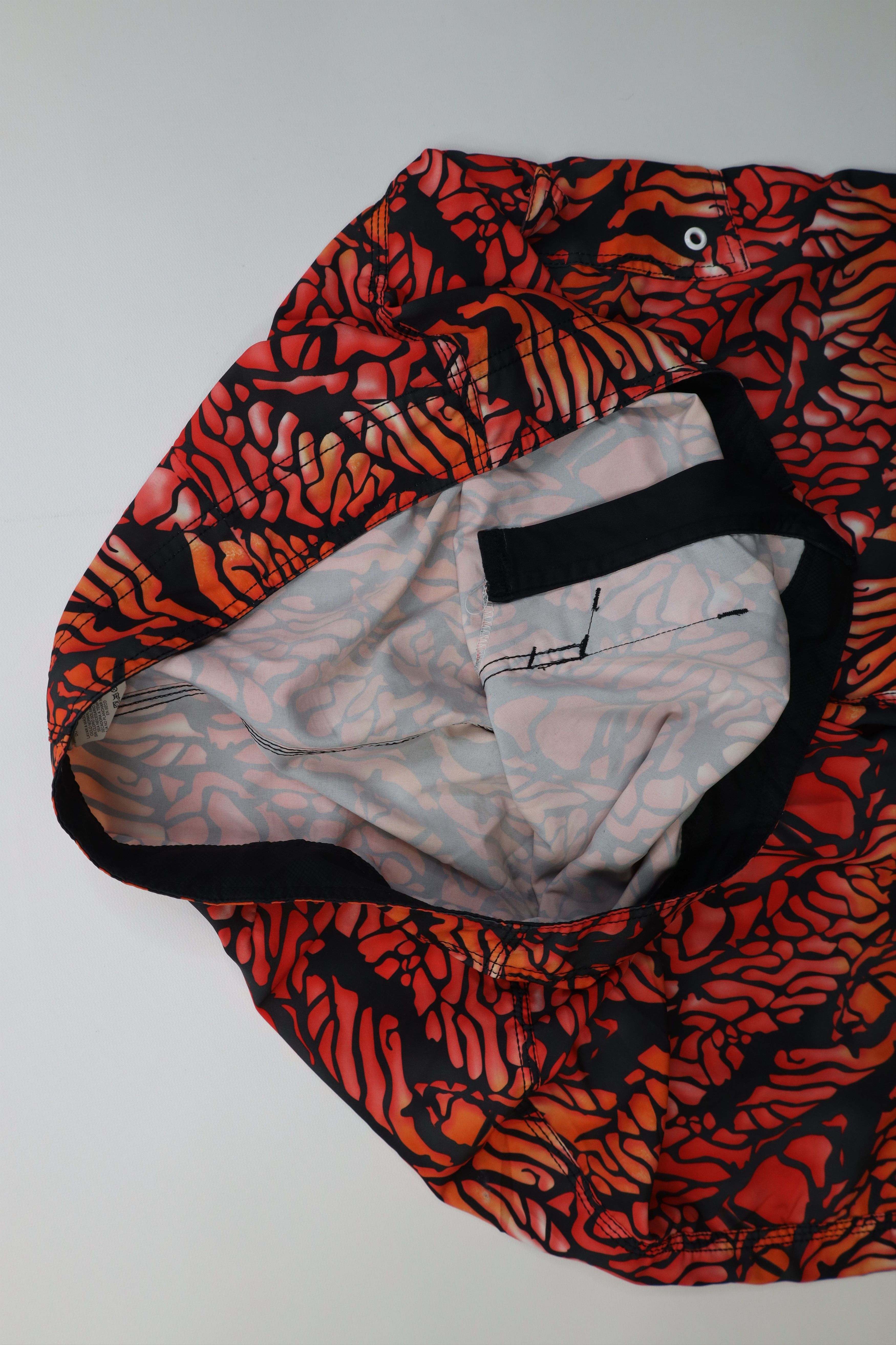 Oakley Vintage Oakley O Logo Abstract Hybrid Board Shorts Trunks Size US 38 / EU 54 - 7 Thumbnail
