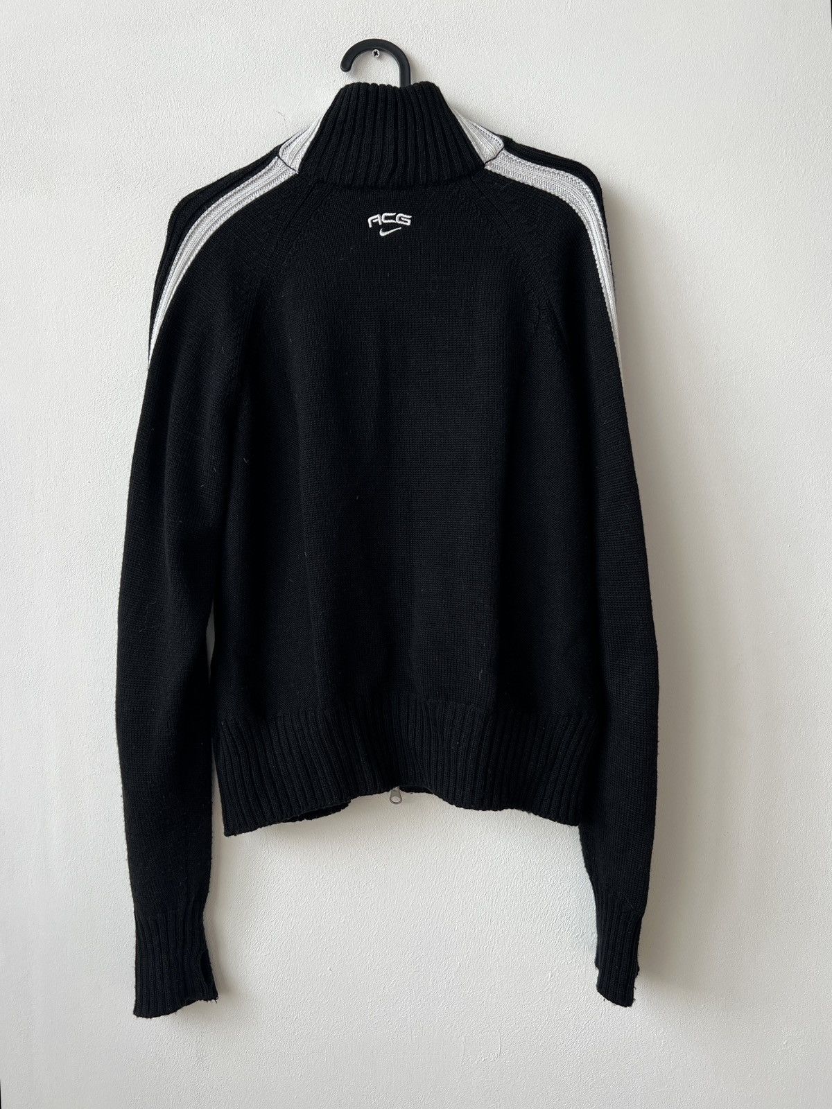 Nike ACG Nike ACG Women’s Full Zip Wool/Acrylic Black Sweater Size L Size L / US 10 / IT 46 - 8 Thumbnail