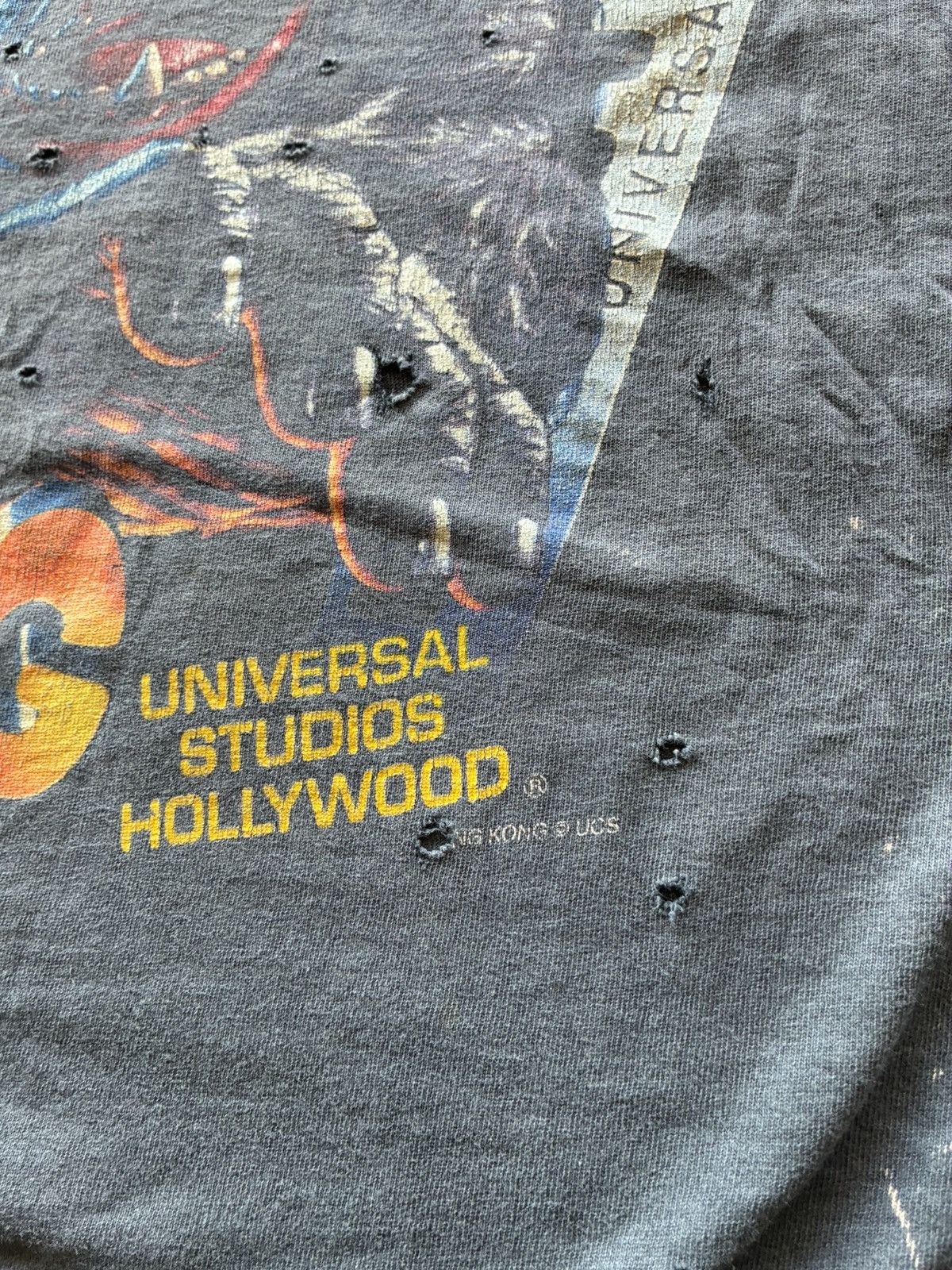 Vintage Vintage 90s distressed King Kong tee shirt Size US XL / EU 56 / 4 - 8 Thumbnail
