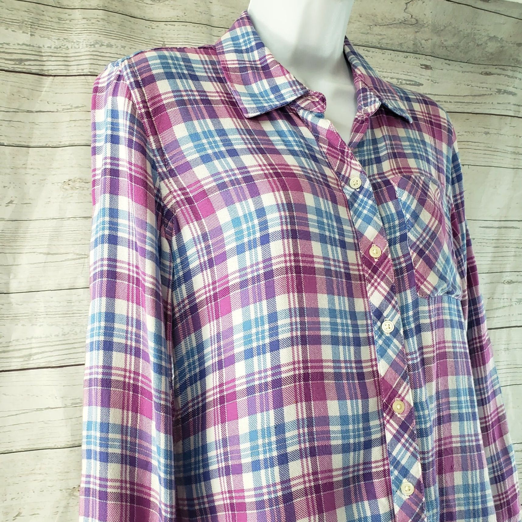 Gap Gap Shirt Women's Button Front PXS Plaid Purple Blue Long Sleeve Rayon Size Type: Petites, Gap Purple Plaid Button-Up Shirt Womens Size XS / US 0-2 / IT 36-38 - 2 Thumbnail