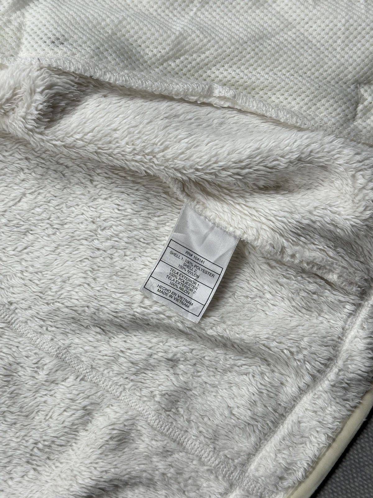 Nike ACG Nike ACG Vintage Sherpa Teddy Fleece Jacket White Full Zip Size L / US 10 / IT 46 - 14 Thumbnail