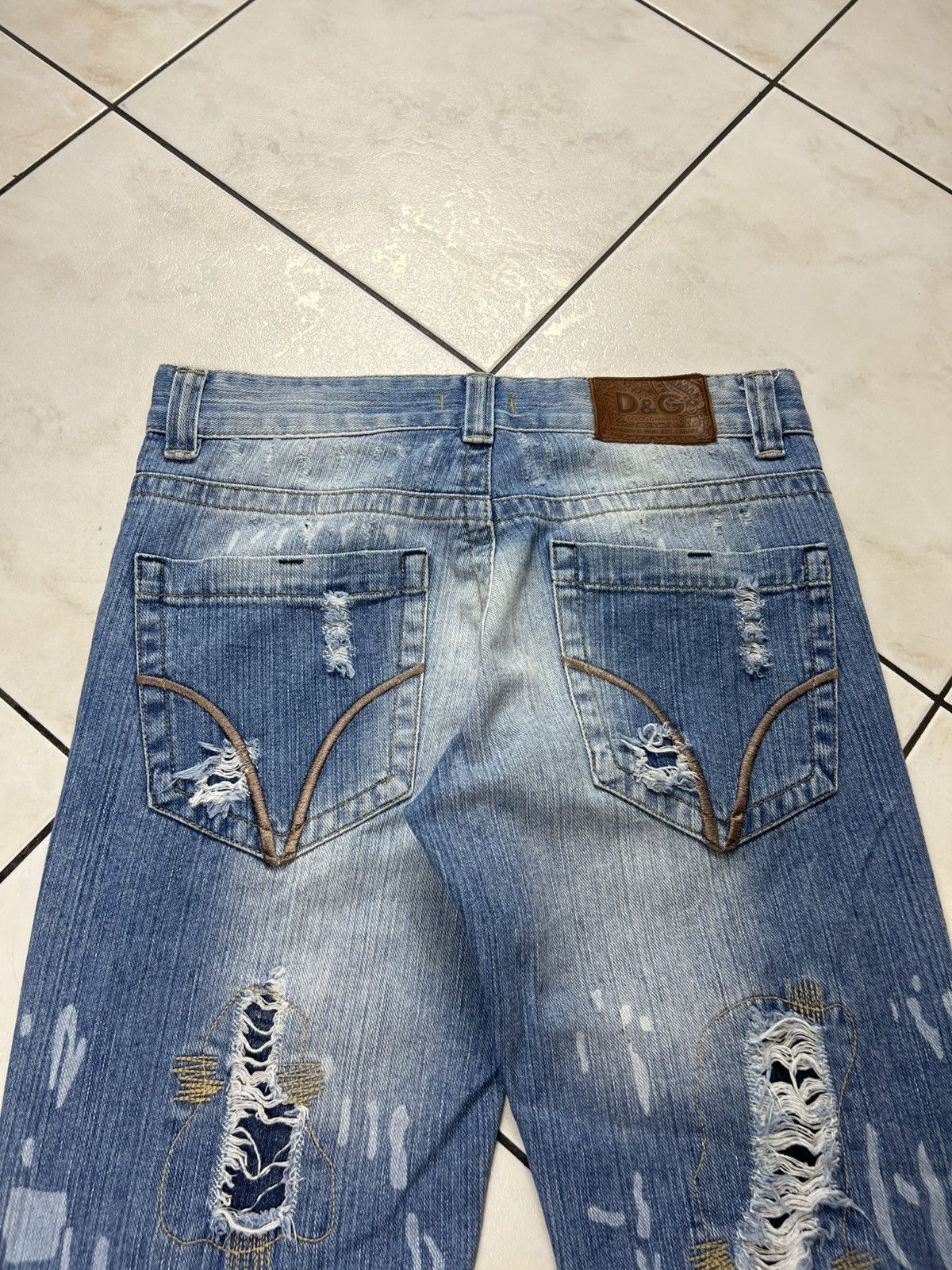 Dolce & Gabbana Vintage Dolce & Gabbana distressed denim y2k painted jeans Size US 31 - 11 Thumbnail