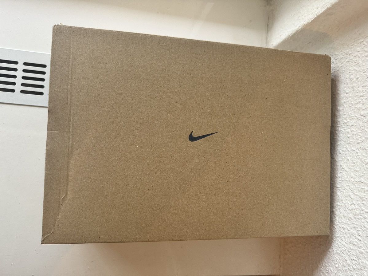 Jacquemus × Nike Nike x Jacquemus Humara Pink Flash - Women’s 10/Men’s 8.5 Size US 10 / IT 40 - 10 Thumbnail
