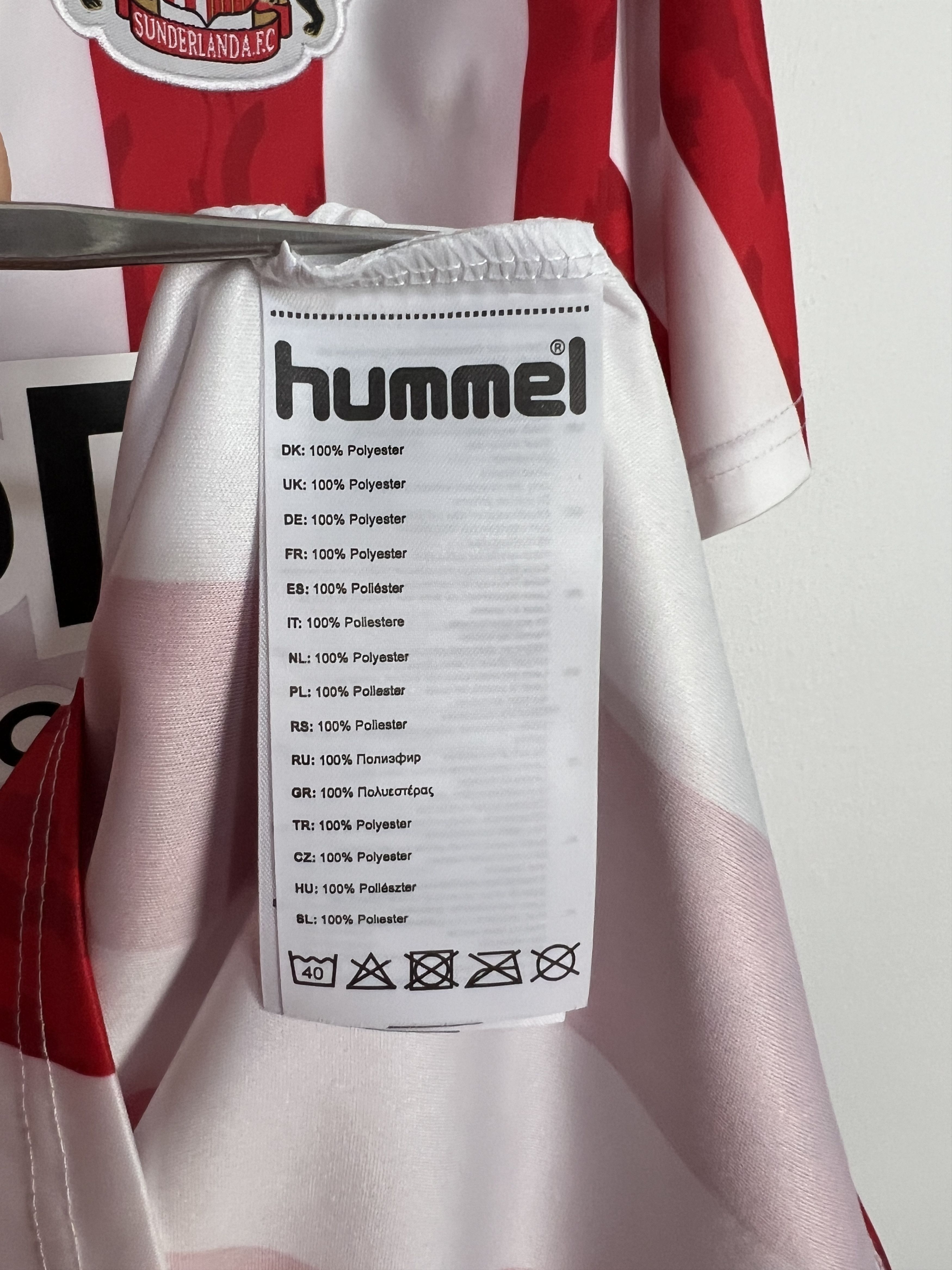 Hummel Sunderland Home football shirt 2024 Soccer Jersey Trikot Size US L / EU 52-54 / 3 - 7 Thumbnail