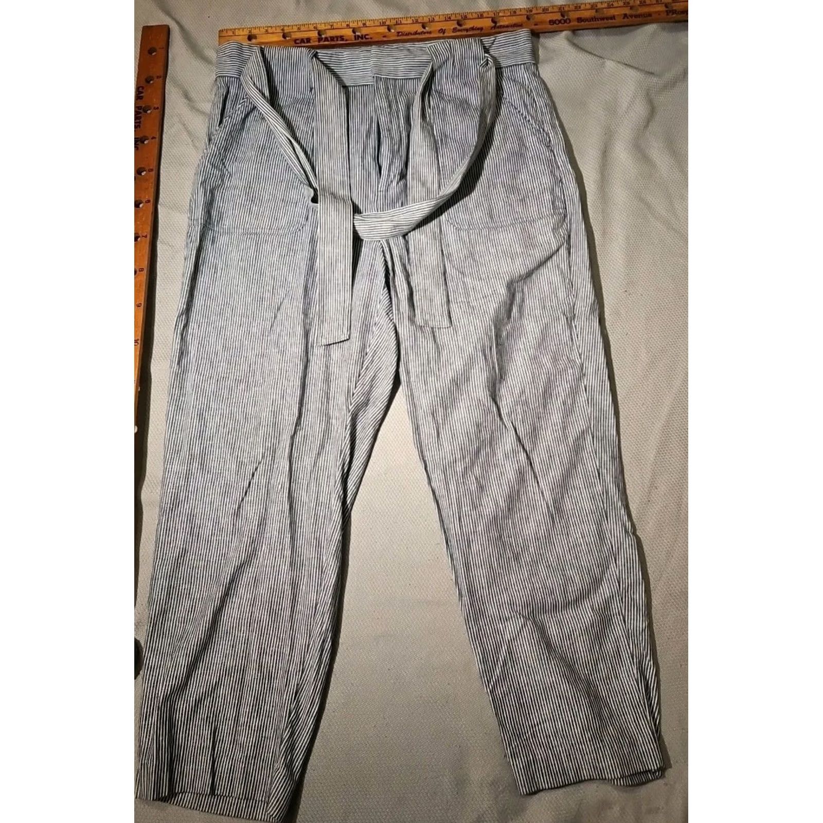 Banana Republic VINTAGE Banana Republic Pants Womens 16 Blue White Linen Blend Beltd Railroad Stripe Casual Workwear Jeans? No, Pants. Size 38" / US 16 / IT 52 - 2 Thumbnail