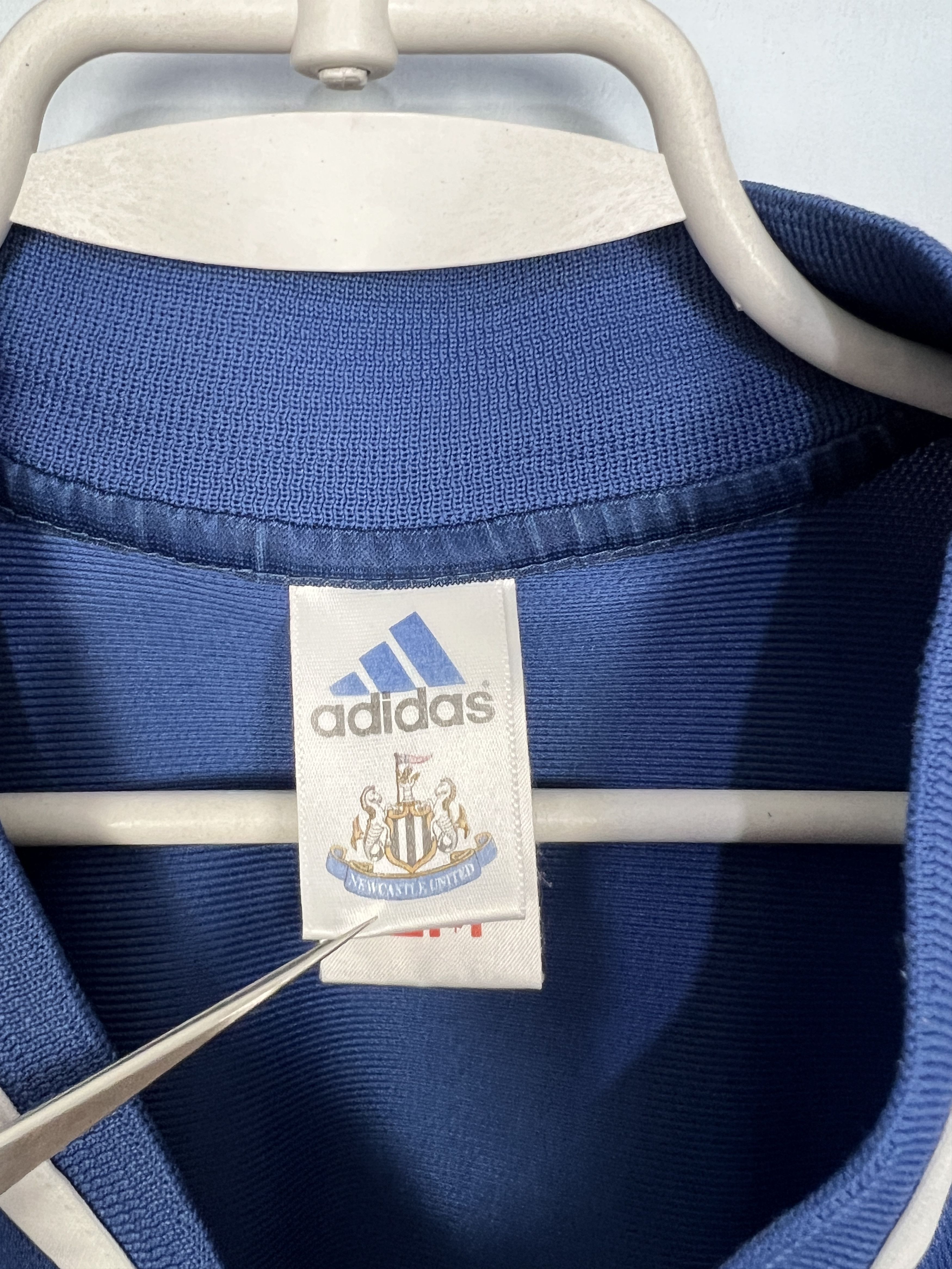 Adidas Newcastle Away football shirt 2001 Soccer Adidas Jersey Size US XXL / EU 58 / 5 - 7 Thumbnail