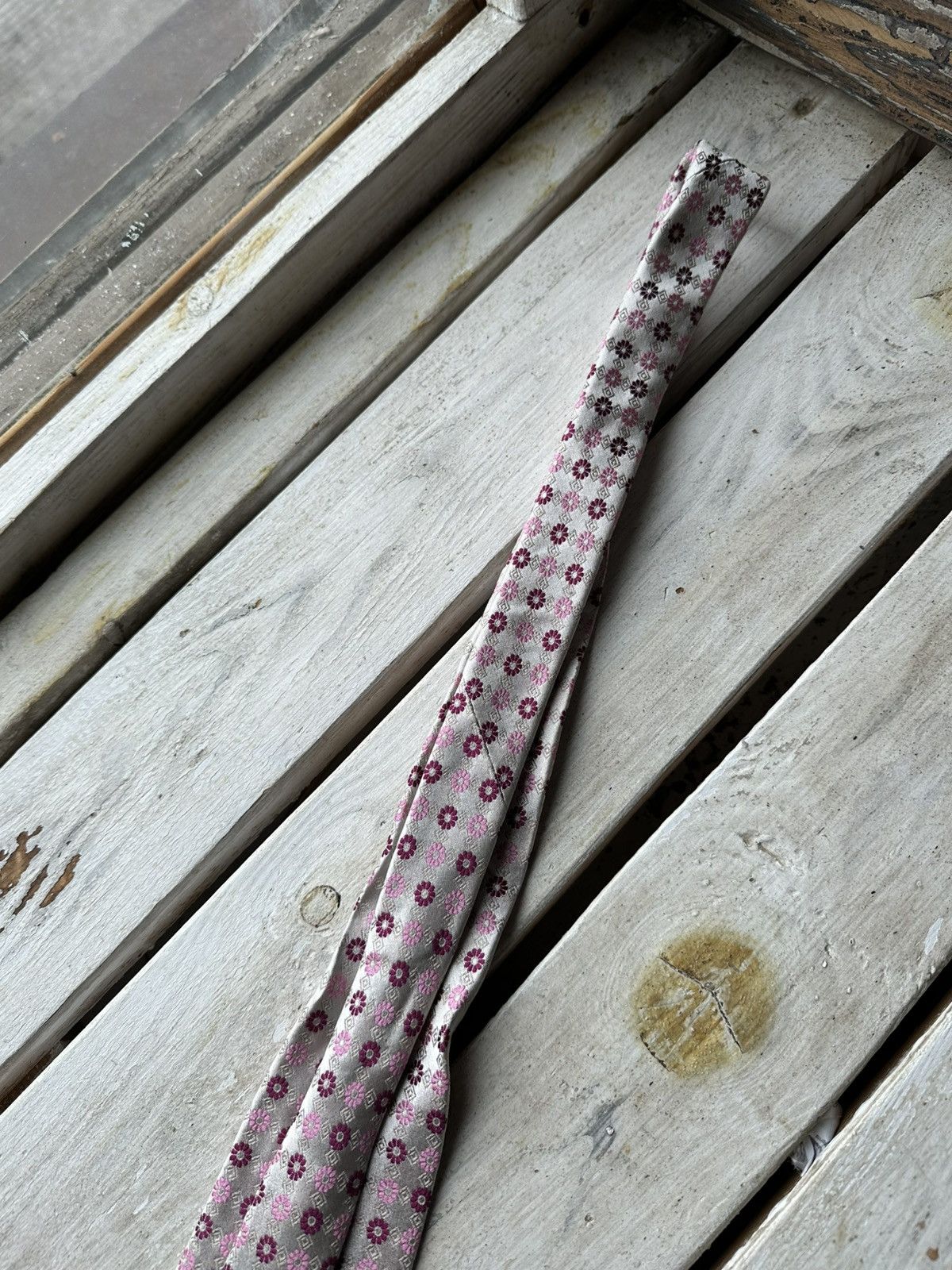 Designer × Hugo Boss 🚨RARE Hugo Boss Tie old money style Burgundy luxury monogram Size ONE SIZE - 4 Thumbnail
