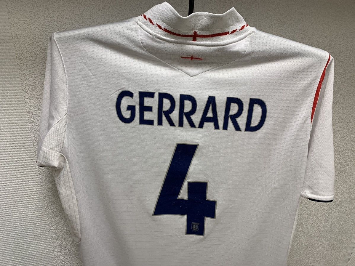 Umbro England Umbro Gerrard 4 vintage soccer jersey L sz 2000th Size US L / EU 52-54 / 3 - 8 Thumbnail