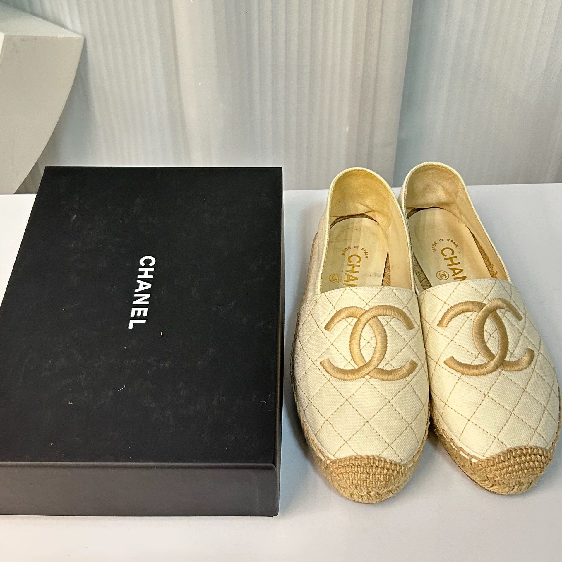 Chanel CHANEL Beige Fisherman Shoes Women's 36 Near New Size US 5.5 / IT 35.5 - 6 Thumbnail