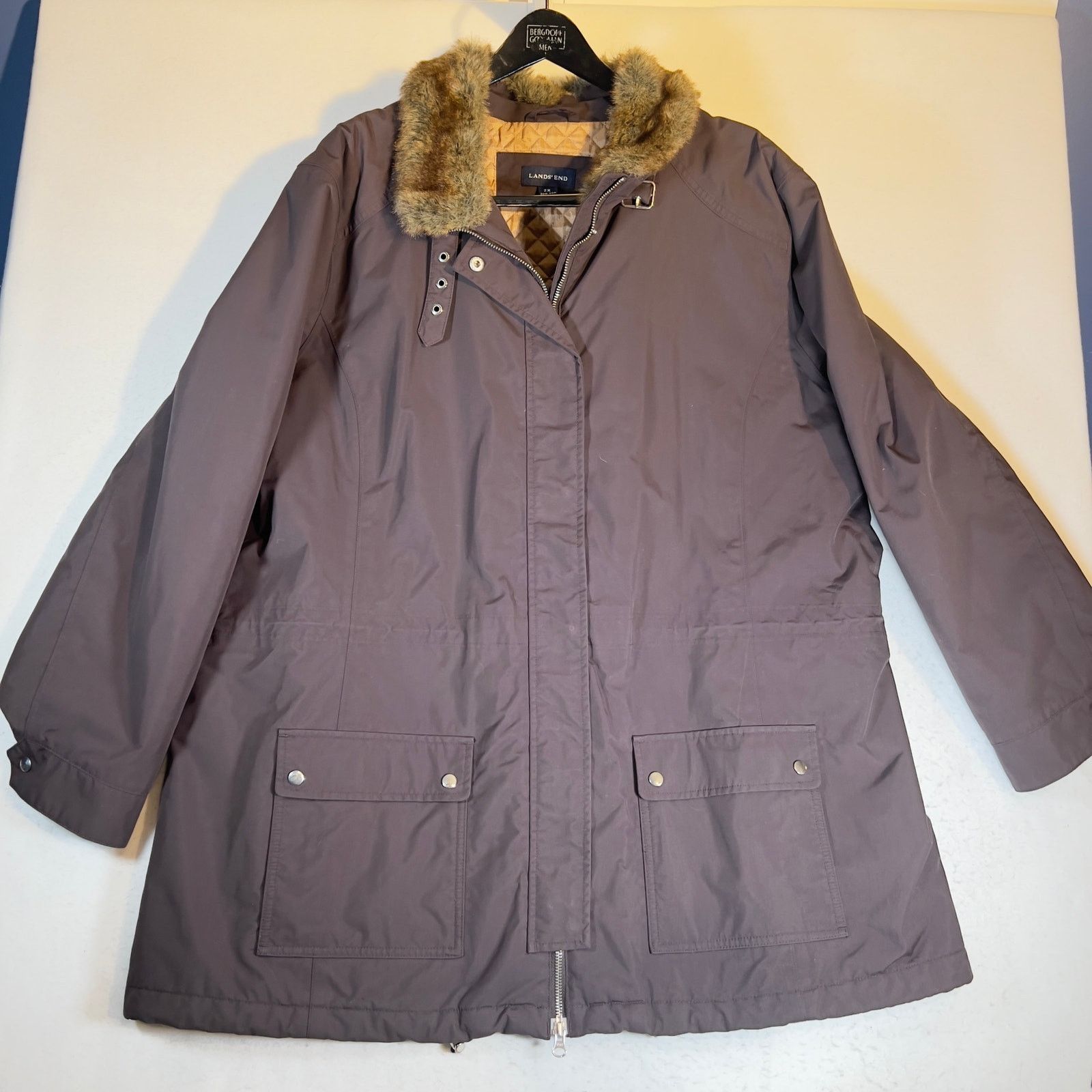 Lands' End Lands' End Faux Fur Coat Woman 2X 20W-22W Brown Quilt Lining Size XXL / US 16-18 / IT 52-54 - 1 Thumbnail