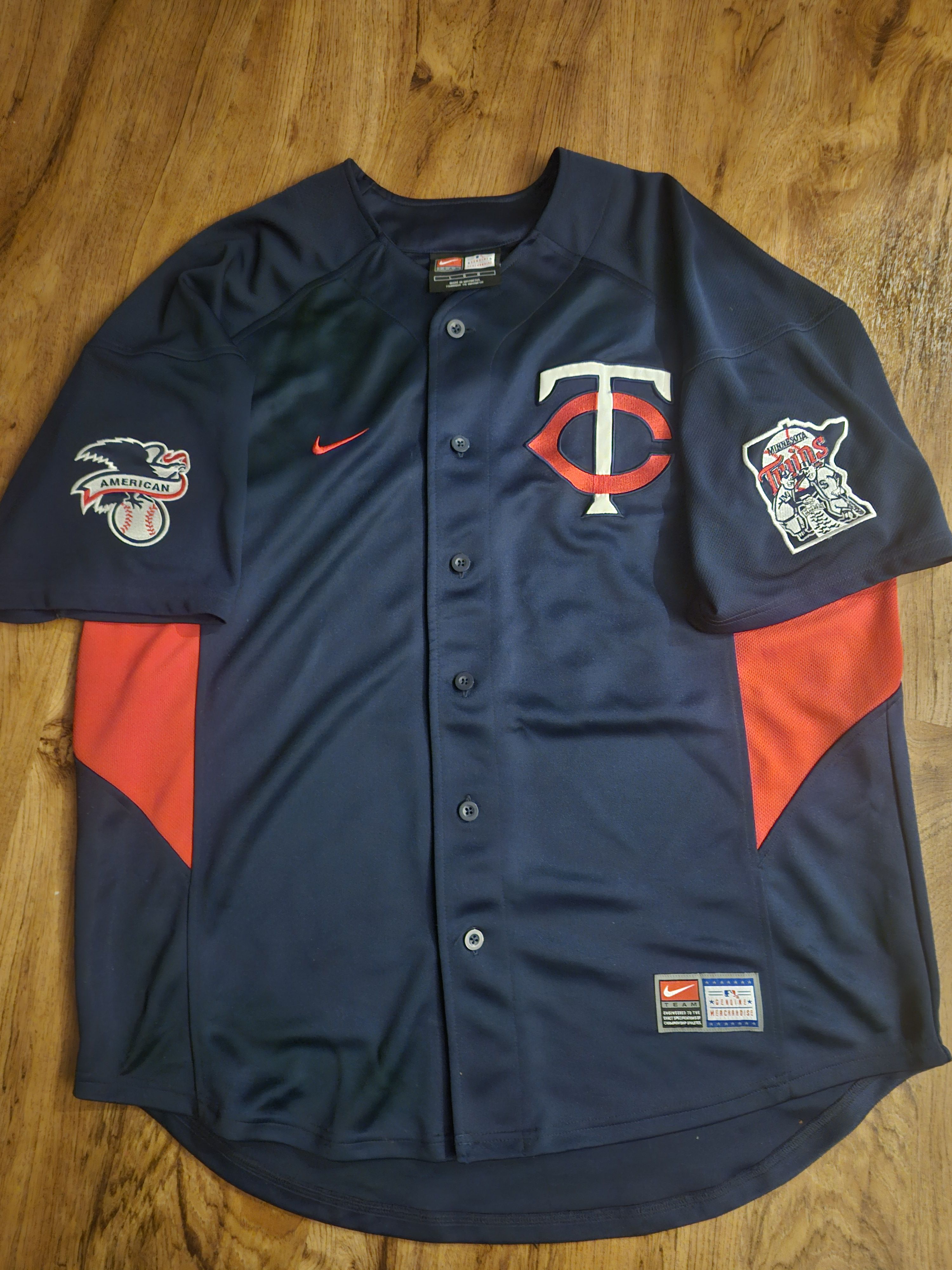 MLB Twins jersey Size US L / EU 52-54 / 3 - 1 Thumbnail