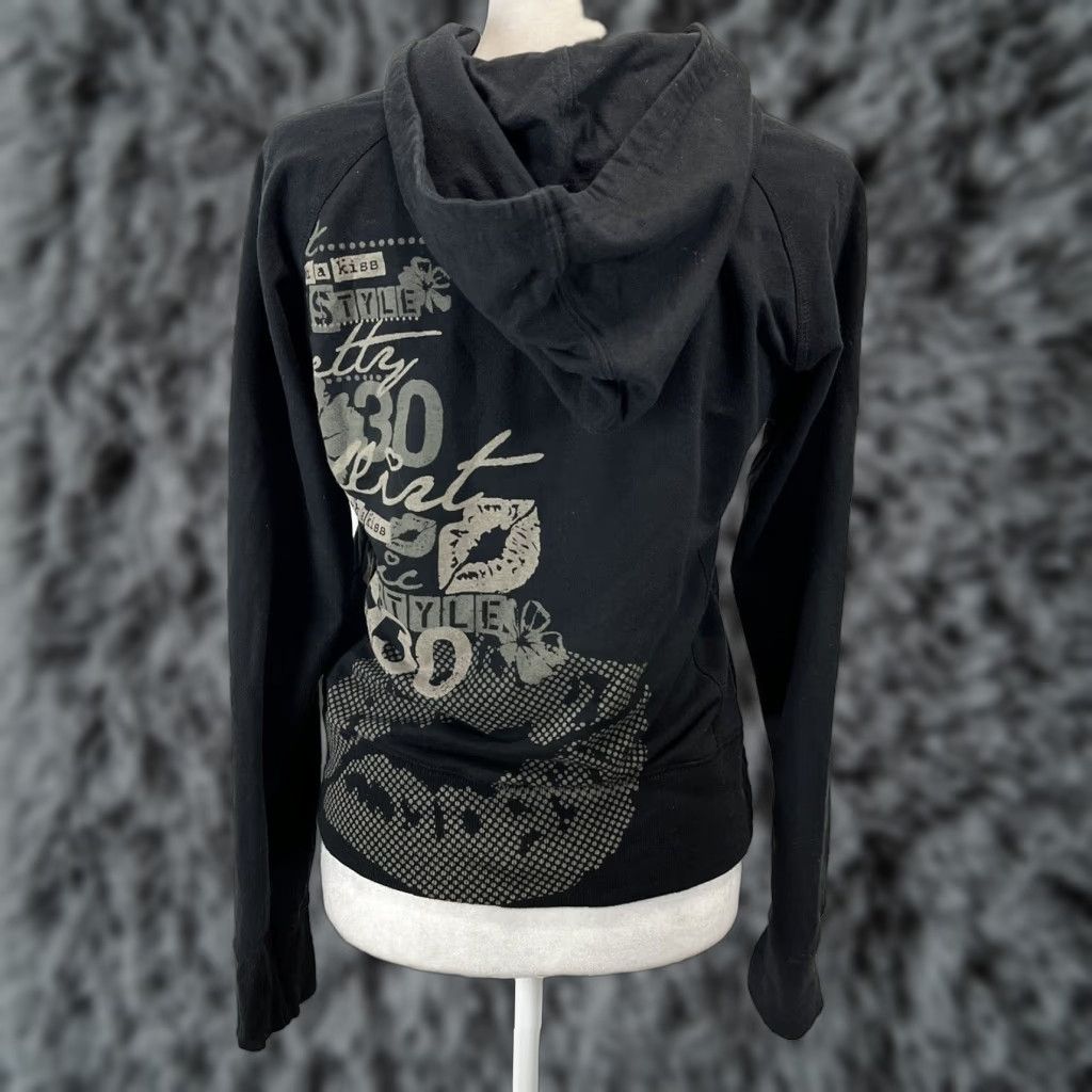 Vintage VINTAGE Universal Studios Betty Boop Full Zip Hoodie Sz Large Black 90s Cartoon Activewear Womens Size L / US 10 / IT 46 - 1 Thumbnail
