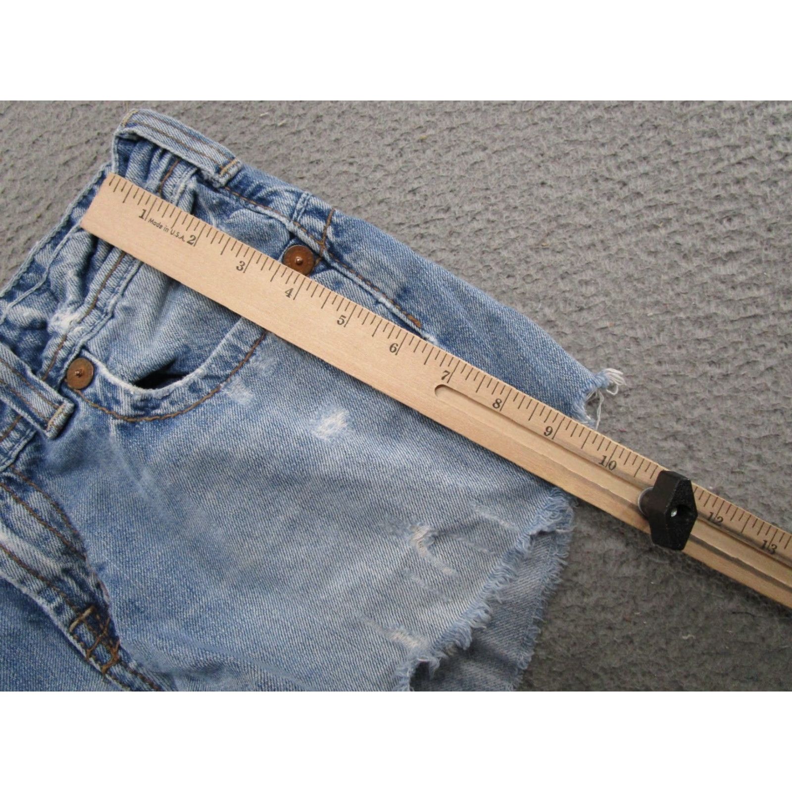 Vintage VINTAGE Buckle BKE Denim Distressed Cut-Off Casey K Women's Denim Shorts Size 28R Y2K Read Size 28" / US 6 / IT 42 - 6 Thumbnail