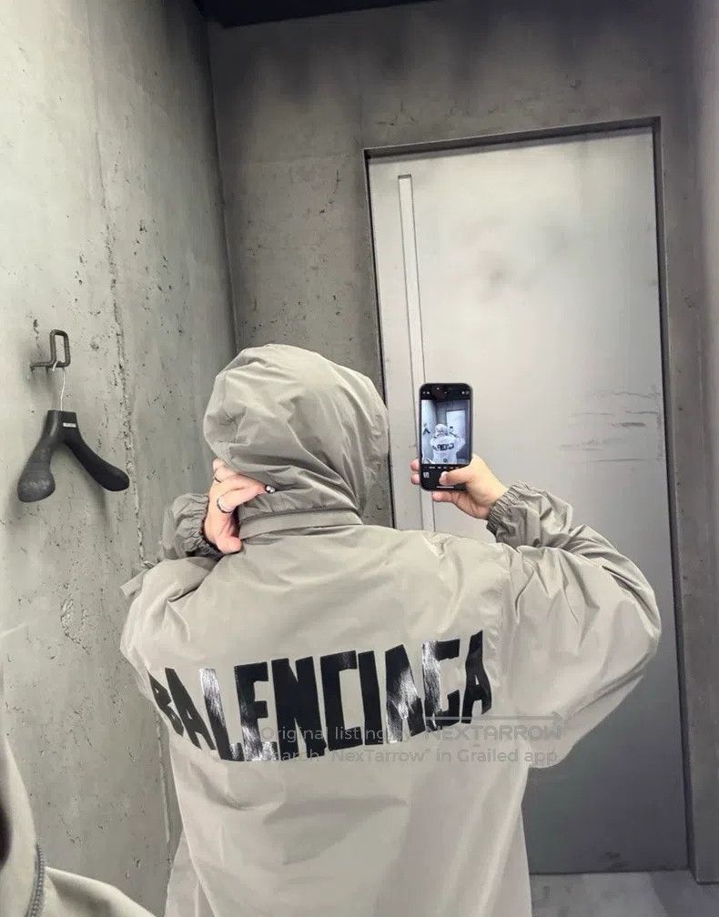 Balenciaga Balenciaga Tape windbreaker jacket, windproof and rainproo Size US L / EU 52-54 / 3 - 2 Thumbnail
