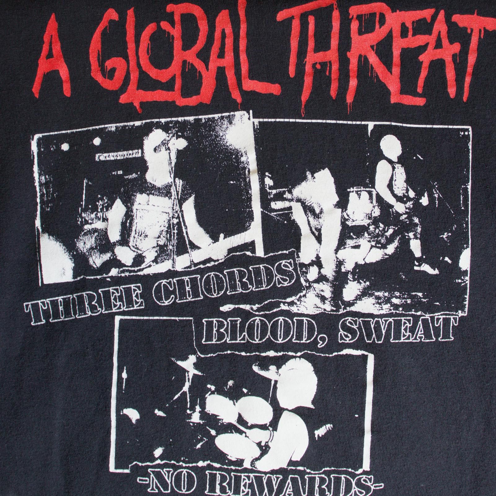 Vintage 2004 A Global Threat Blood Sweat Tee Size US M / EU 48-50 / 2 - 3 Thumbnail