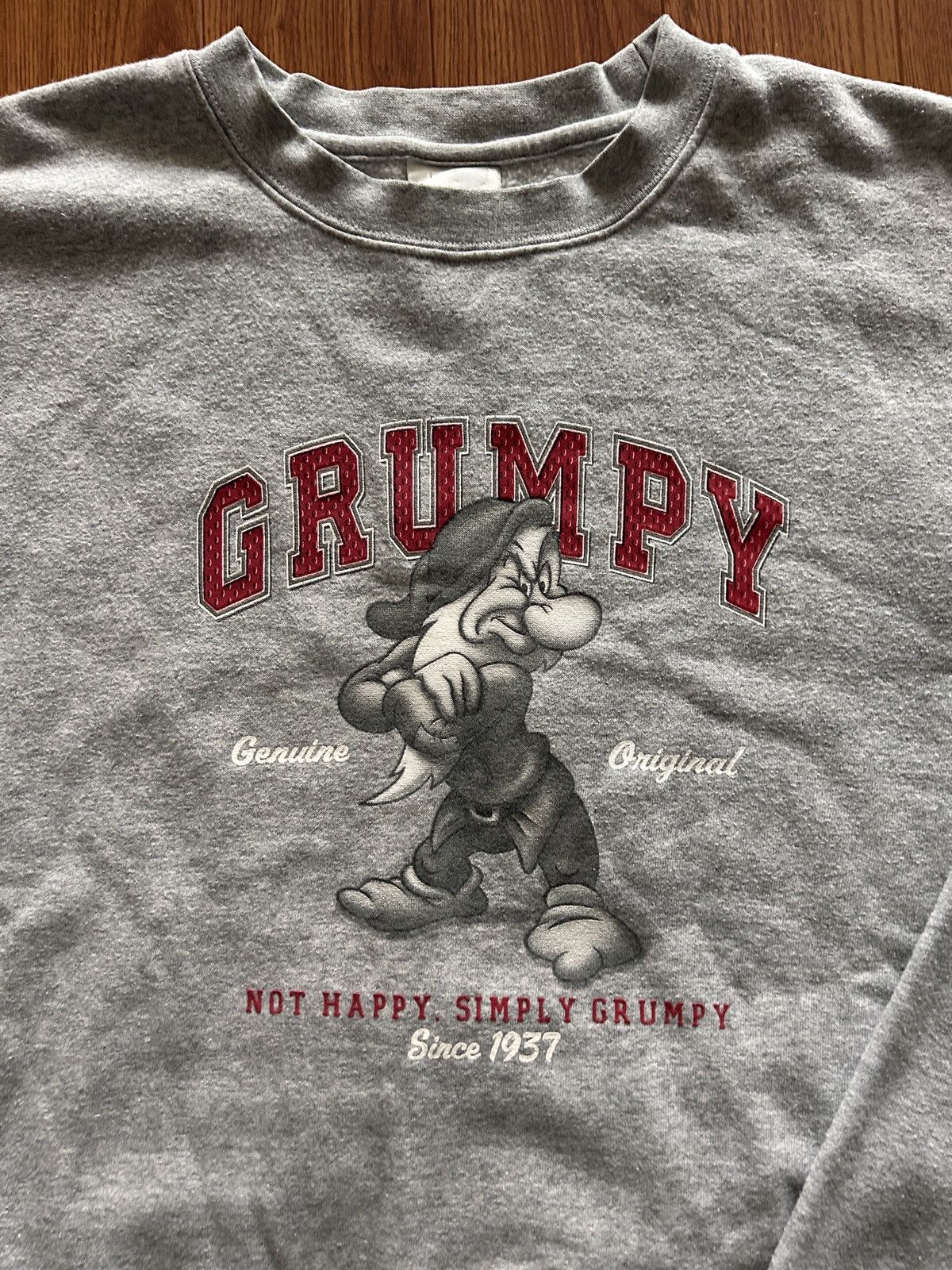 Disney Y2K Disney Tag Grumpy Cozy Gray Streetwear Crewneck Size US XL / EU 56 / 4 - 3 Thumbnail