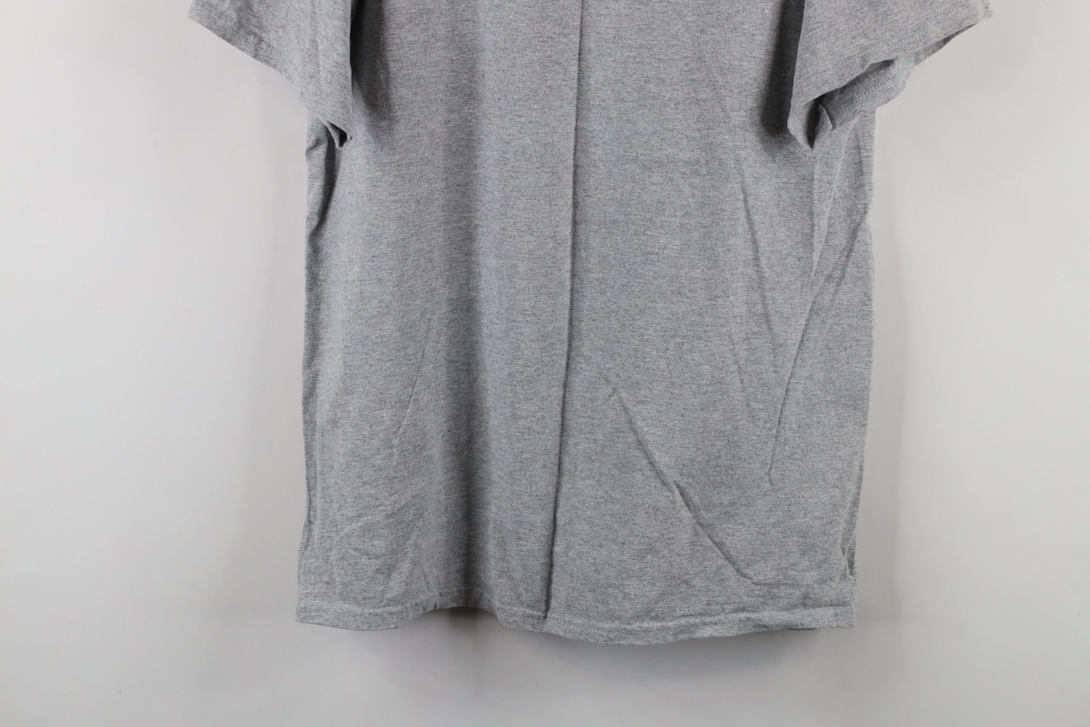 Vintage Vintage Ford Motor Co Mustang Car Evolution T-Shirt Gray Size US L / EU 52-54 / 3 - 10 Thumbnail