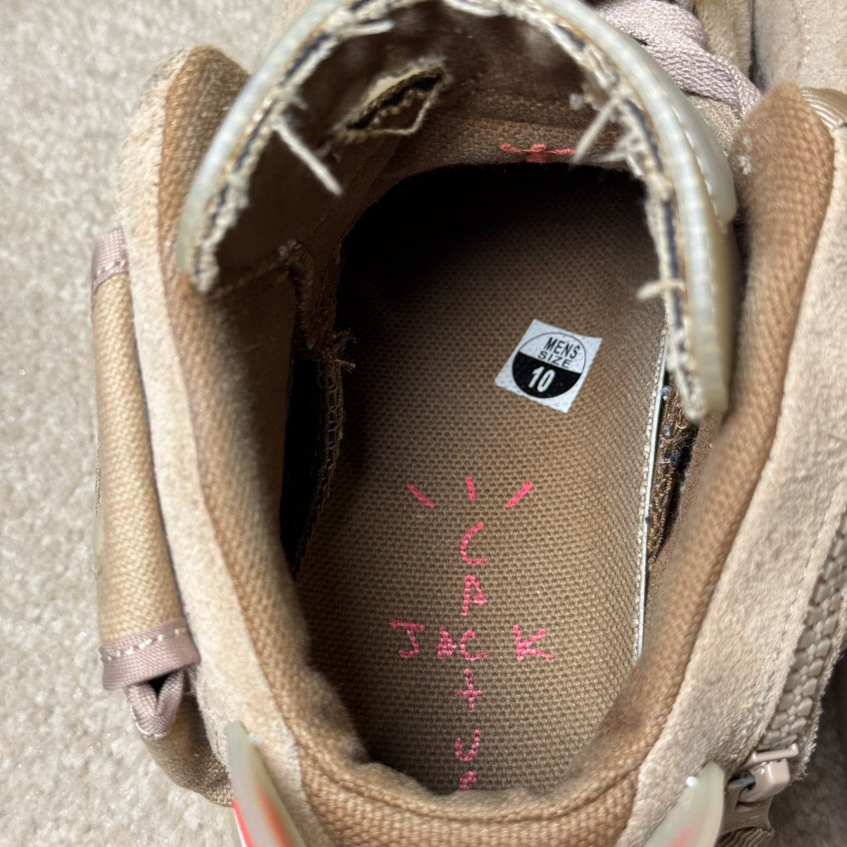 Jordan Brand × Travis Scott Jordan 6 Retro x Travis Scott British Khaki Size US 10 / EU 43 - 6 Thumbnail
