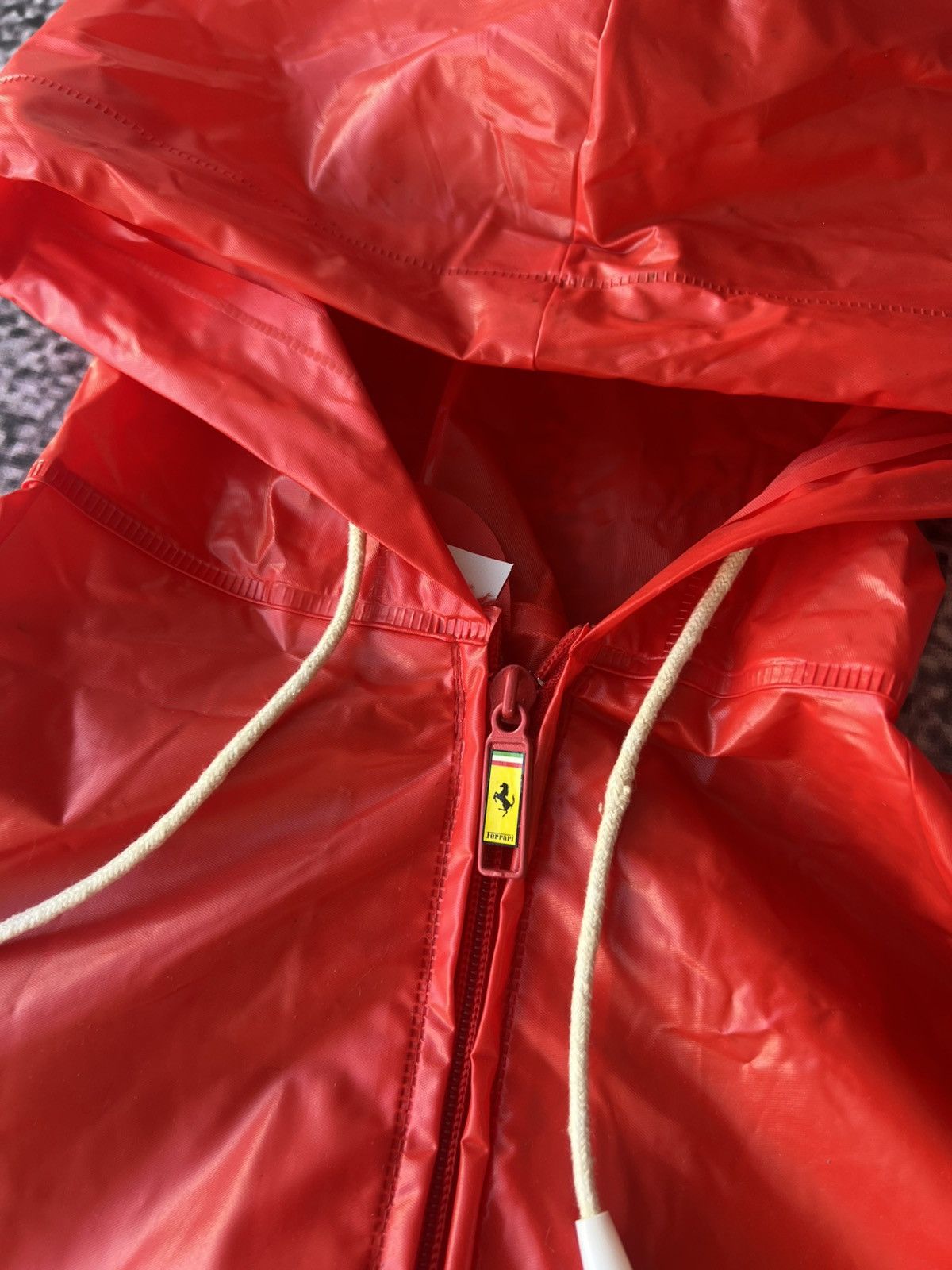 Ferrari × Streetwear × Vintage Raincoat Ferrari Size US L / EU 52-54 / 3 - 5 Thumbnail
