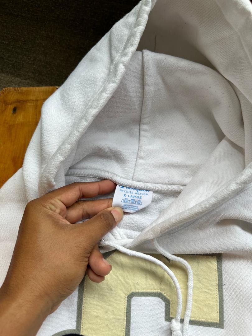 Champion CHAMPION REVERSE WEAVE EMBROIDERY BIG LOGO HOODIE Size US XL / EU 56 / 4 - 4 Thumbnail