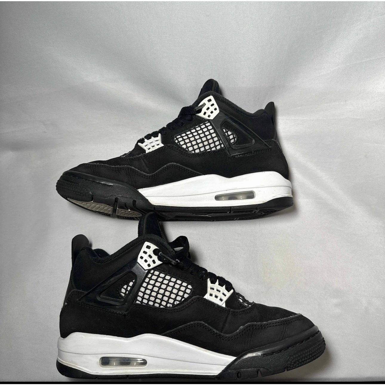 Size 5.5 - Nike Air Jordan 4 Retro White Thunder Men's Shoes