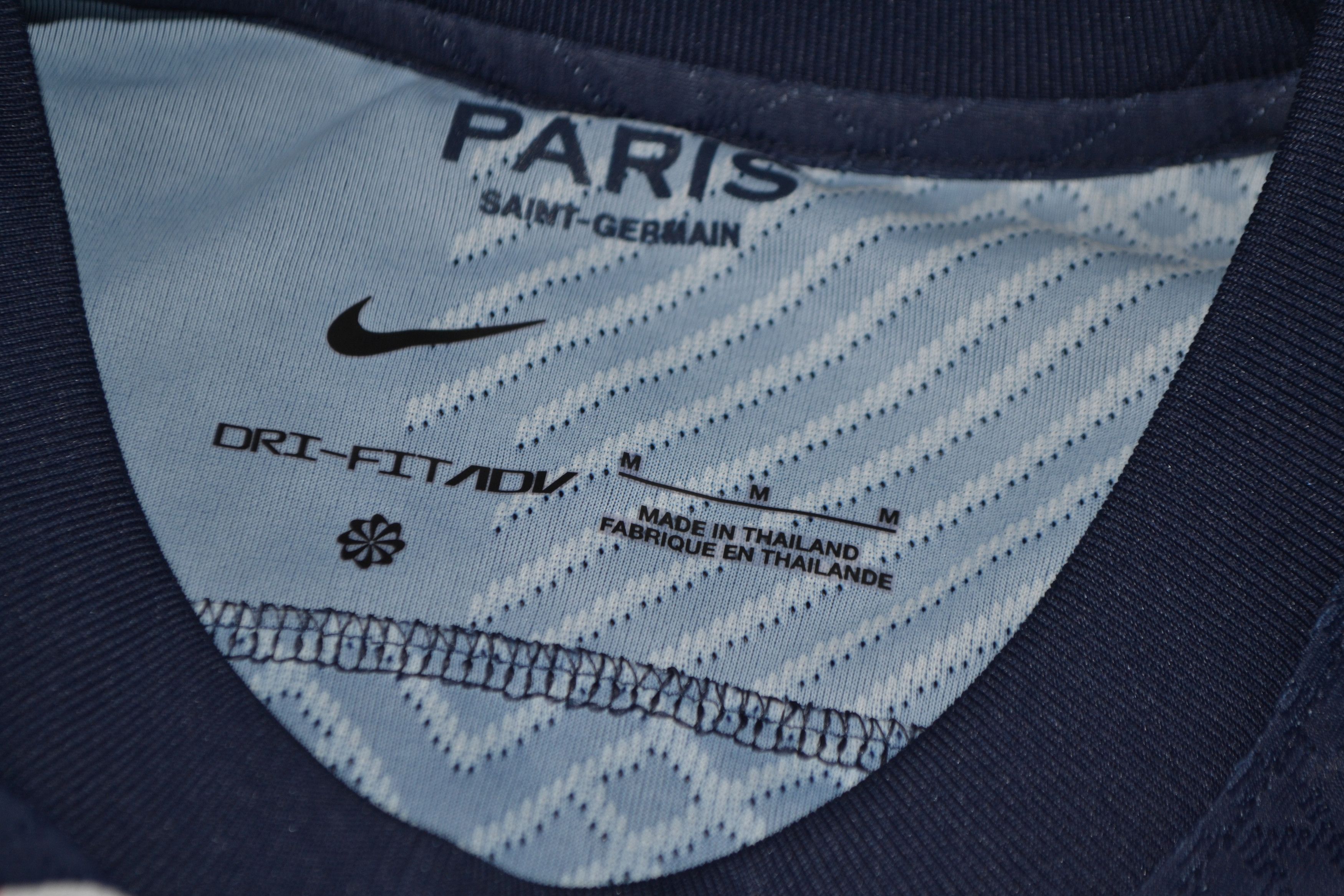 Nike PSG Home Shirt 2022 2023 Player Issue Jersey Authentic Size US M / EU 48-50 / 2 - 3 Thumbnail