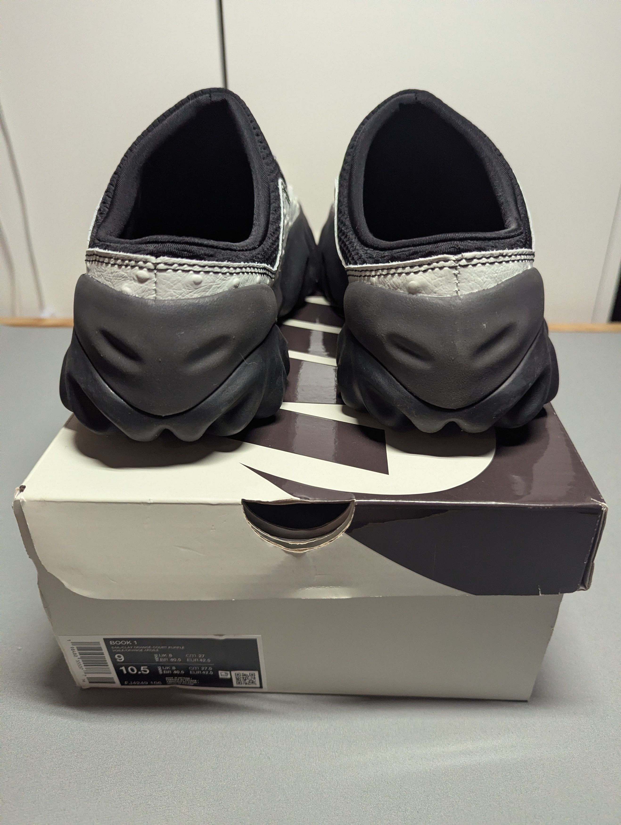 Oakley Oakley Factory Team Orstrich Chop Saw Mule White SIZE 9 Size US 9 / EU 42 - 11 Thumbnail