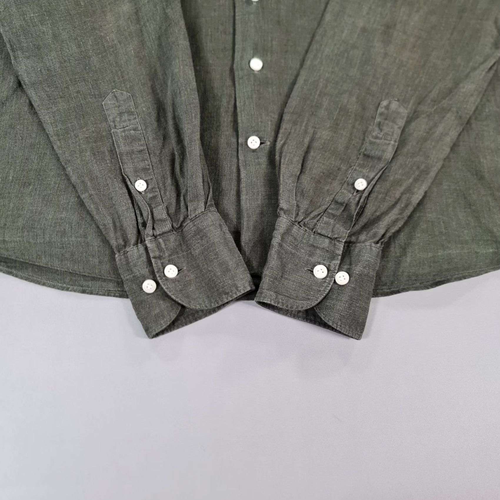 Suitsupply Suitsupply Shirt Button-Up 14.5 Slim 100% Linen Green Khaki Long Sleeve Mens Casual Modern City Holiday Seasonal Subtle Wear Size US M / EU 48-50 / 2 - 5 Thumbnail